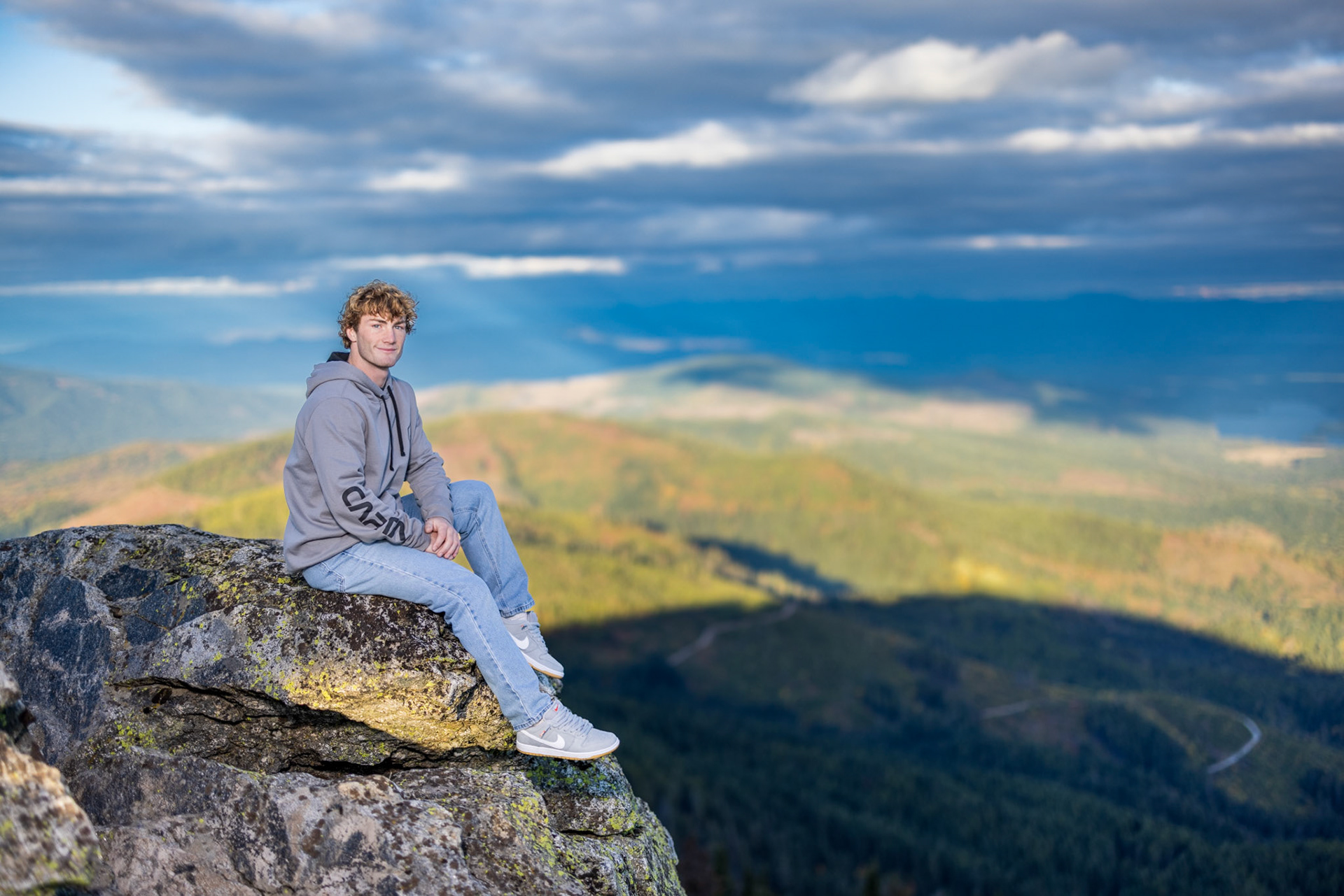 Tyler Lenz Senior Pictures