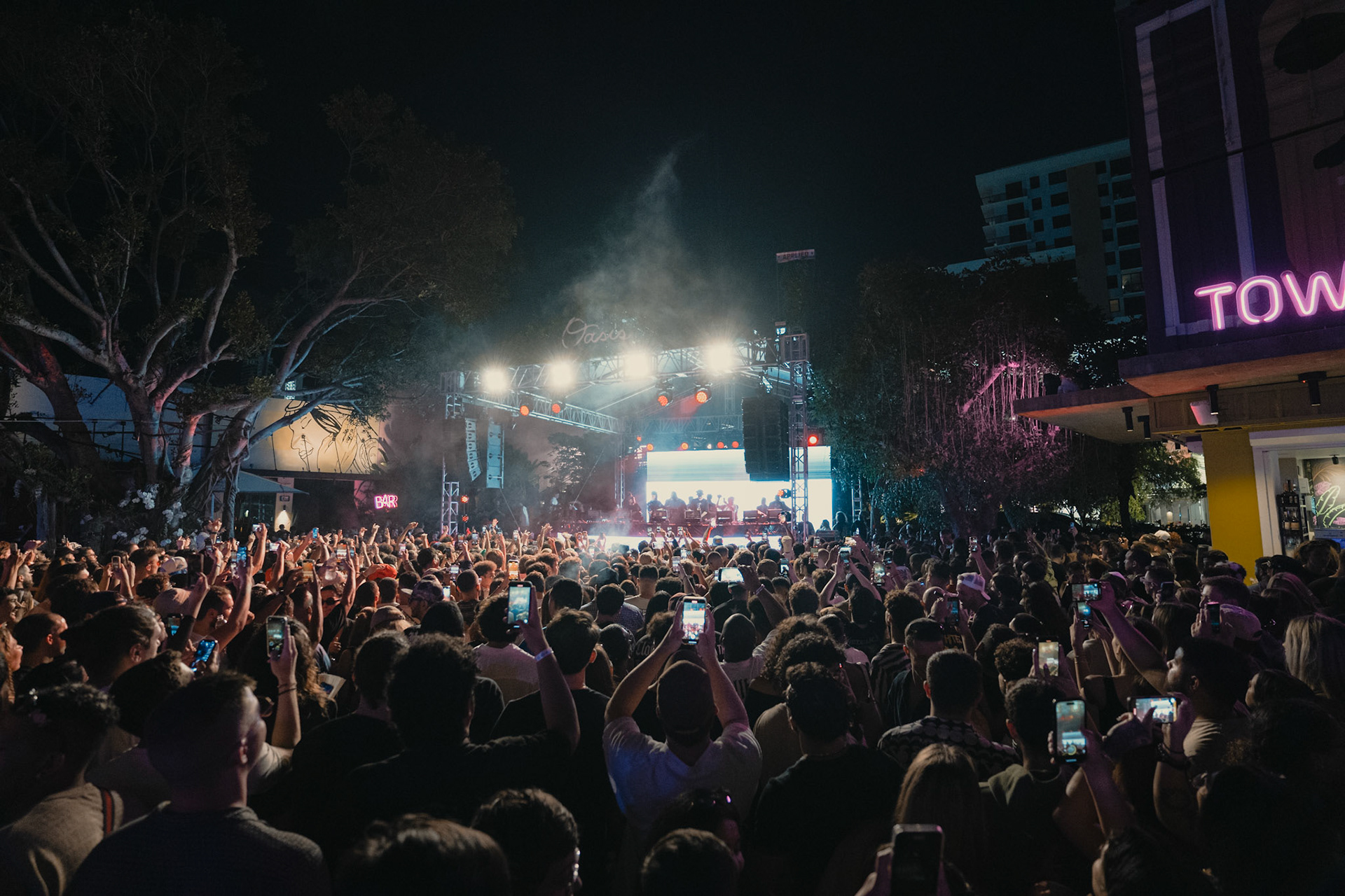 "MIAMI MUSIC WEEK"