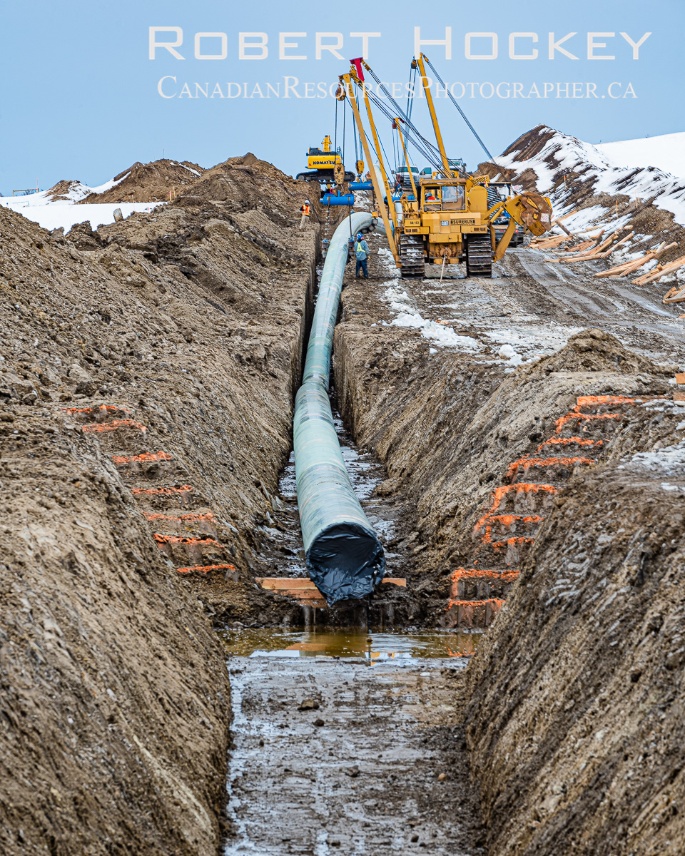 Lowering Pipe - Picture 38