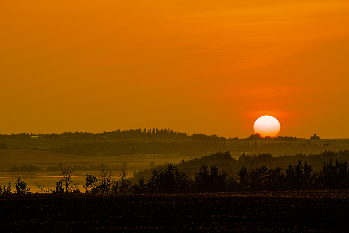 Smokey Sunset, Saskatoon Lake, AB