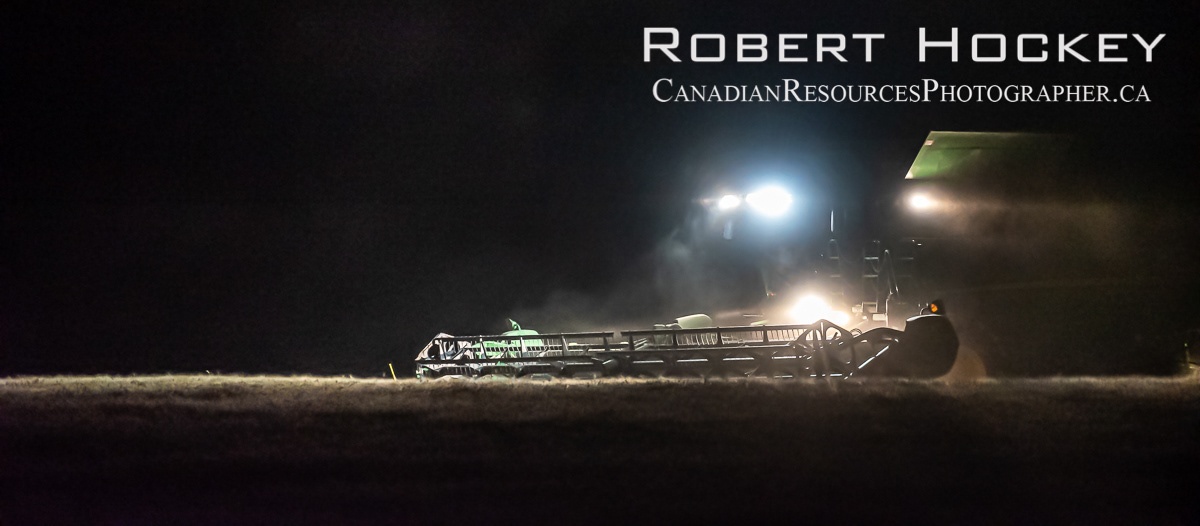 John Deere Swathing Moonless Night, Pan 2 - Picture 25