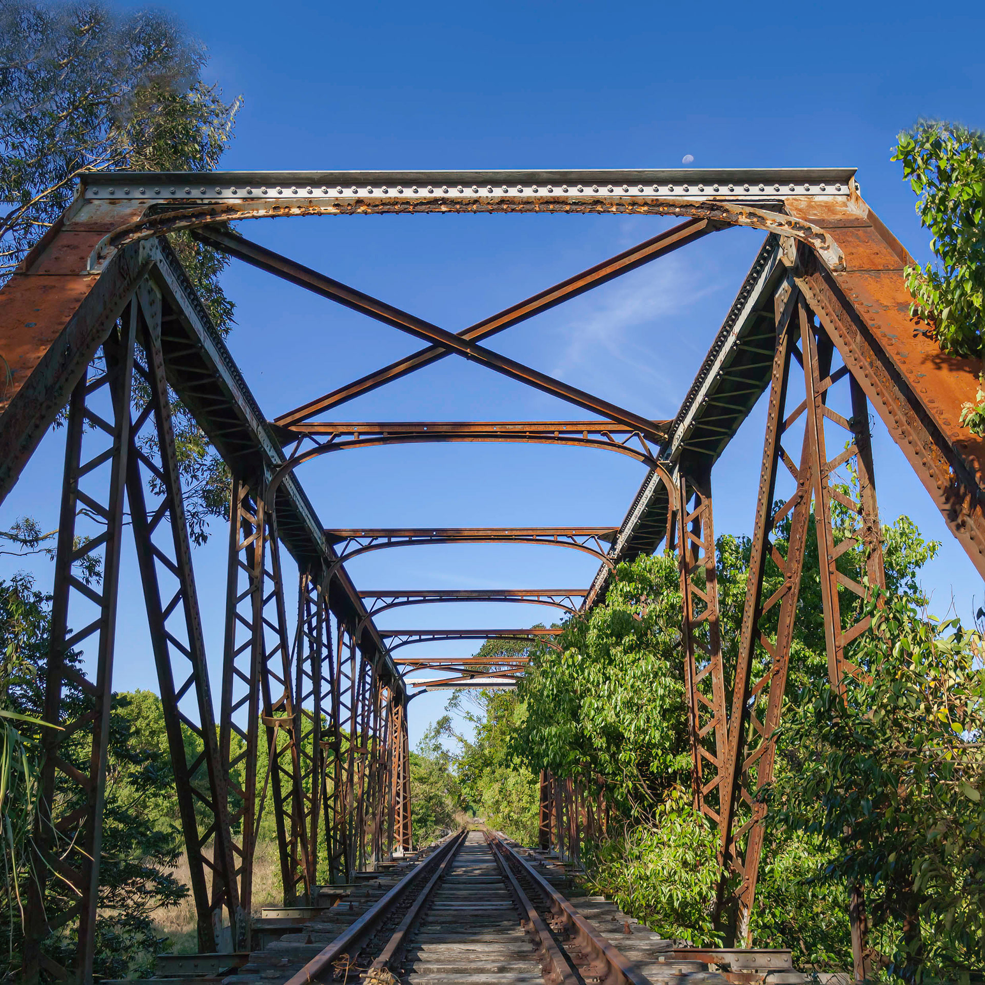 Eltham railway bridge