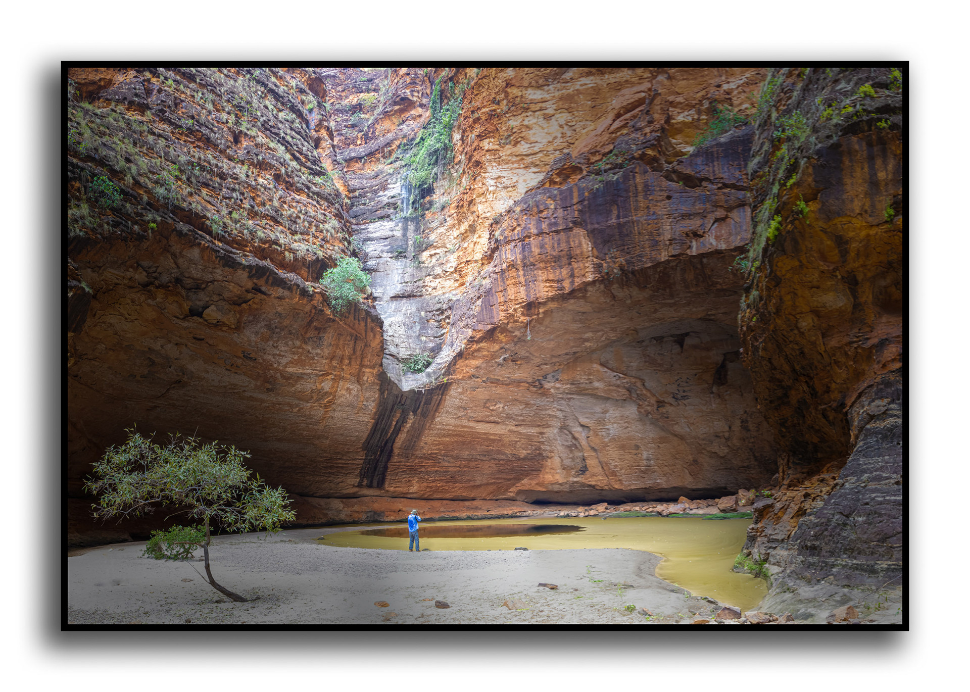 Cathedral Cave, WA