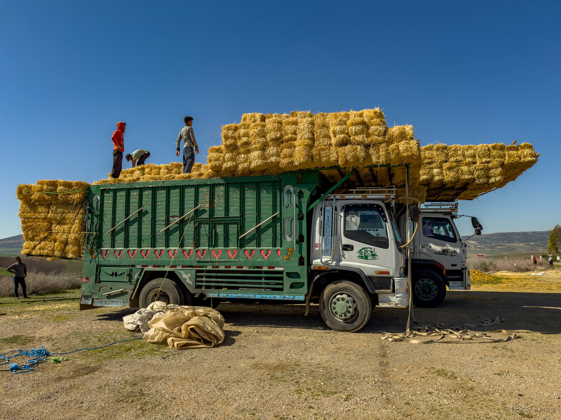 Boukchouch Selfat / Trucks loaded with hay [Marocco, 2025 02]