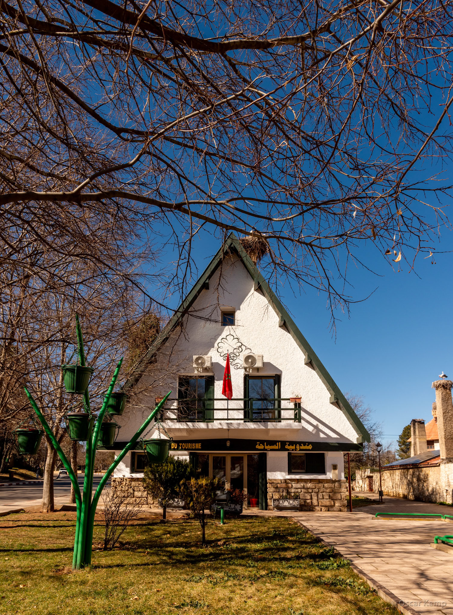 Ifrane-Parc Mohamed V / Scandinavian style chalet ; office of the Regional Delegation for Tourism [Marocco, 2025 02]