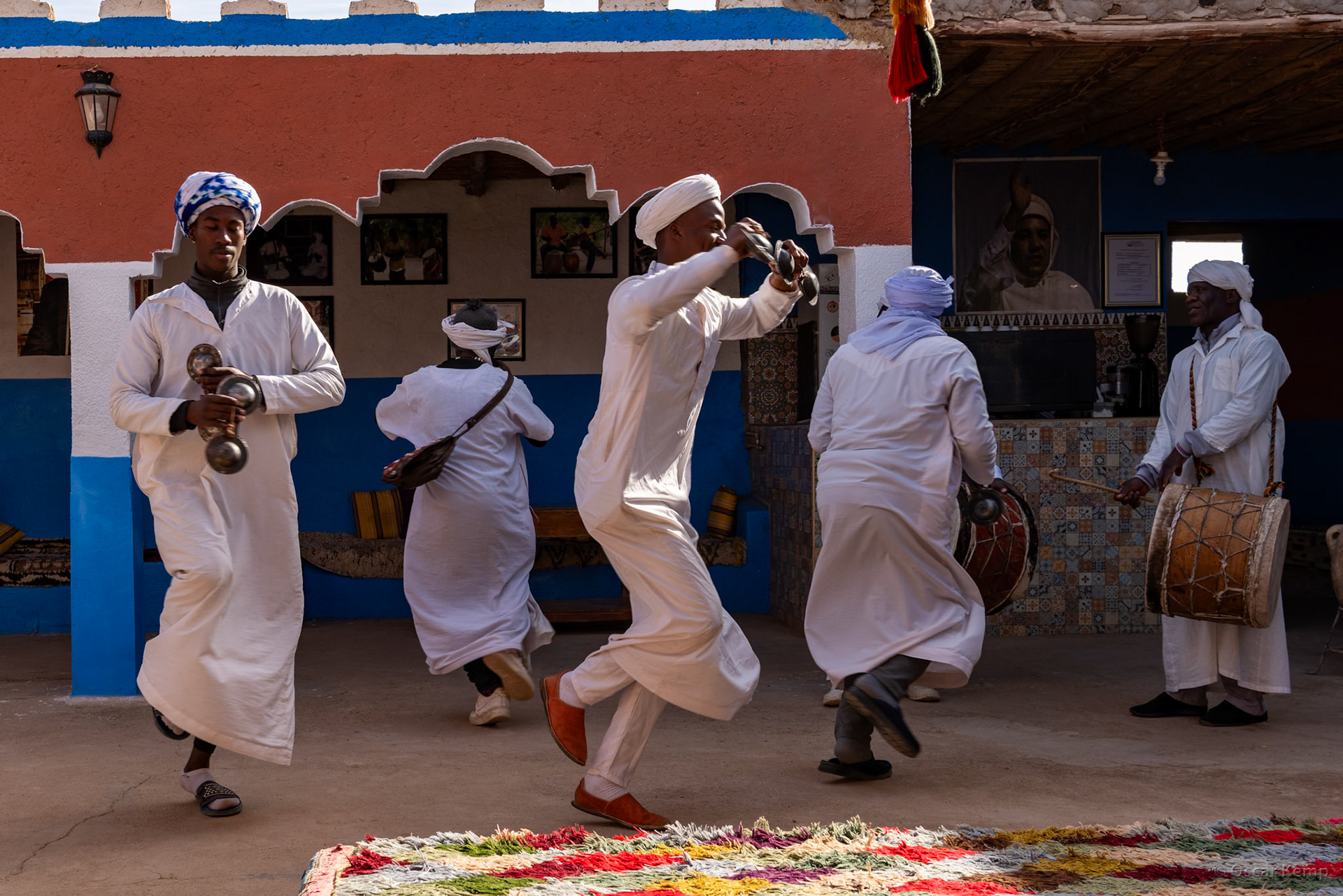 Khamila / Gnawa dancers: keeping ancestral mystique alive! [Marocco, 2025 02]