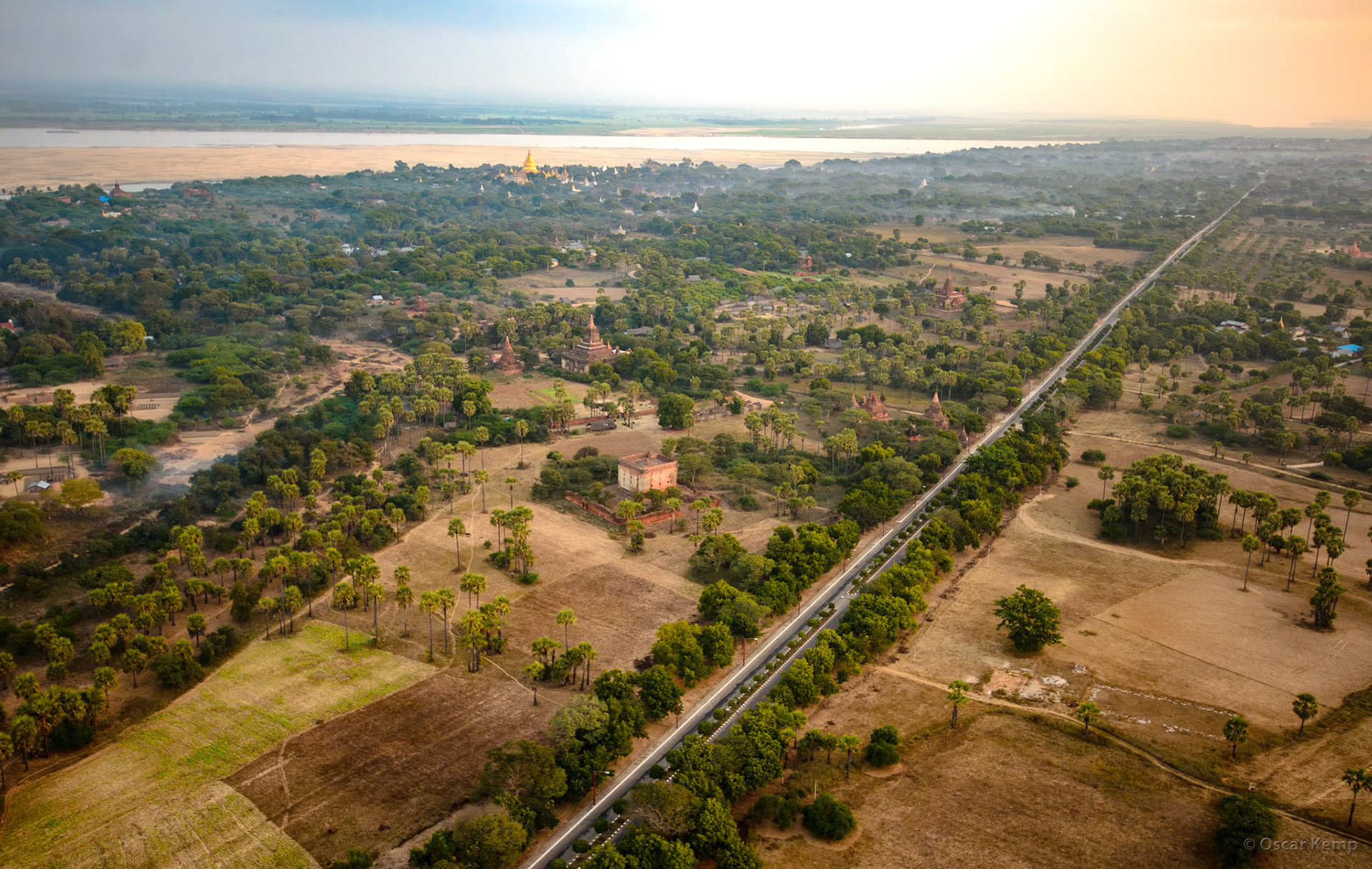 Wetkyi In, Bagan / View of Anawrahta Road: a major access road for local amenities and attractions near Old Bagan [Myanmar, 2012 01]