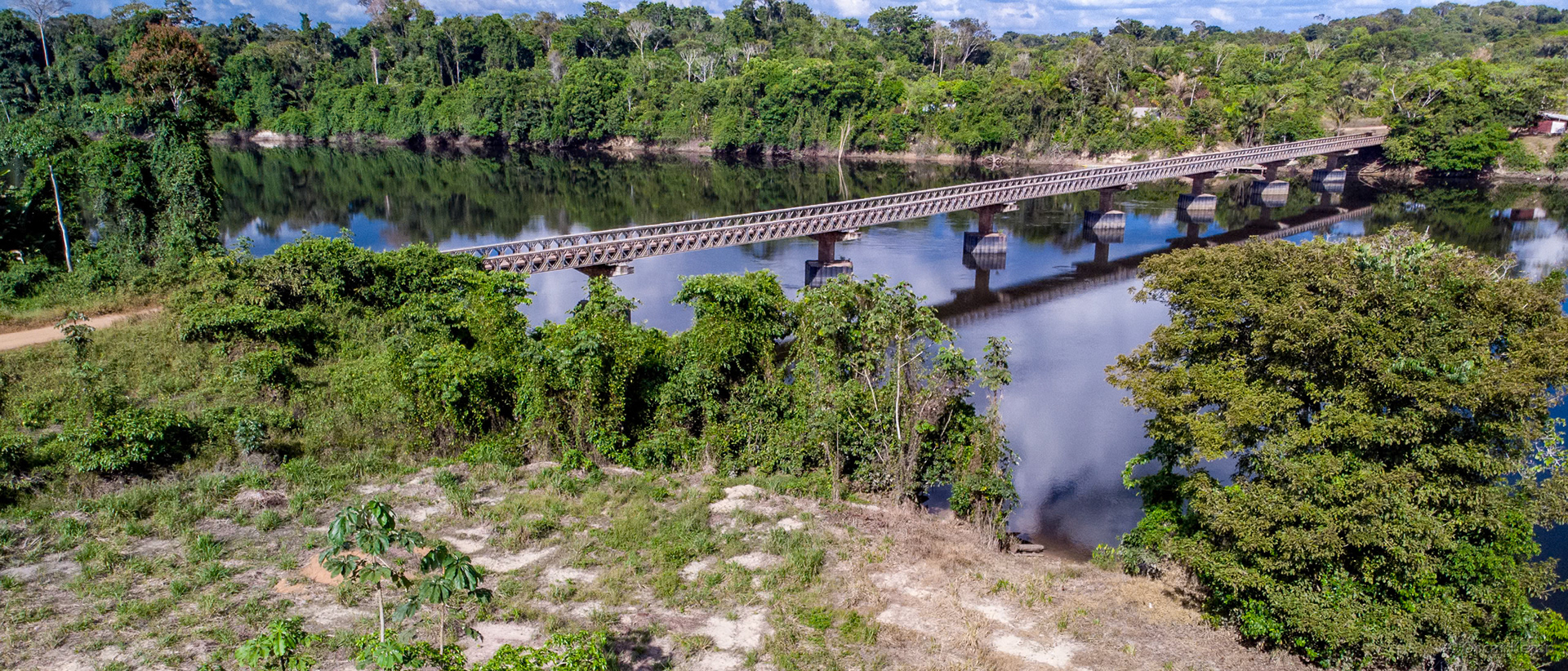 Witagron / ± 160 m long Bailey bridge over Coppename Rivier in southern Oost-West verbinding [Suriname, 2018 10]