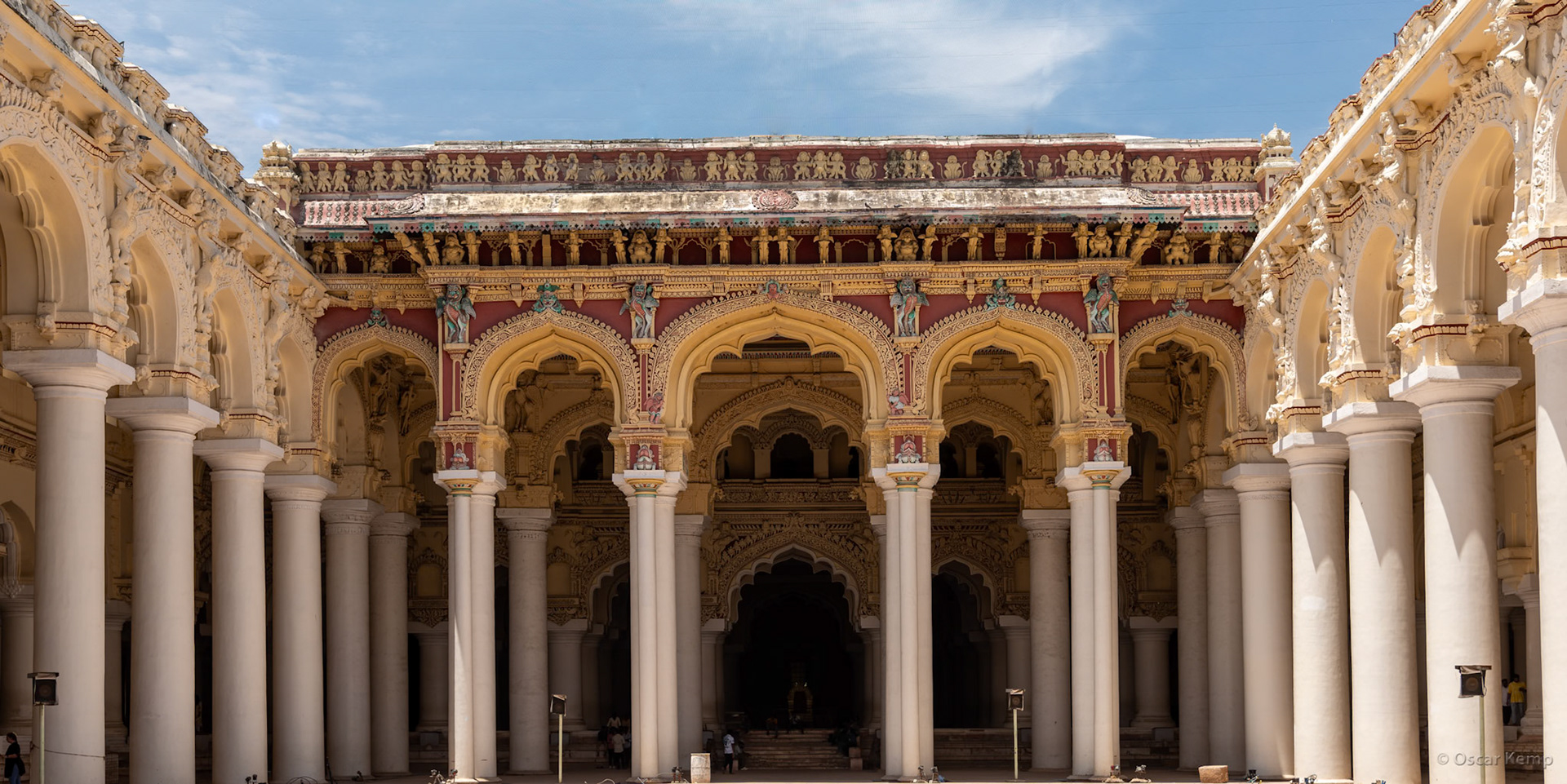Madurai / View of the splendor of Thirumalai Nayakkar Mahal Palace [India 2024 09]
