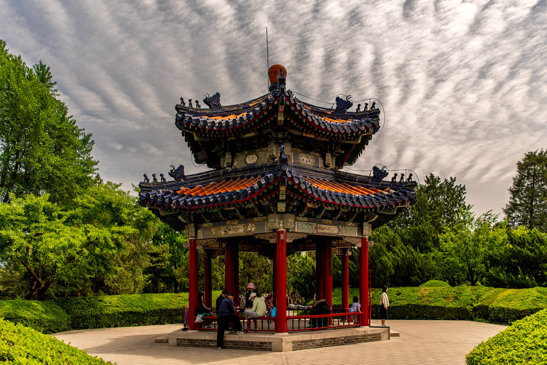Temple of Heaven Park / Hundred Flower Pavilion [China, 2025 05]