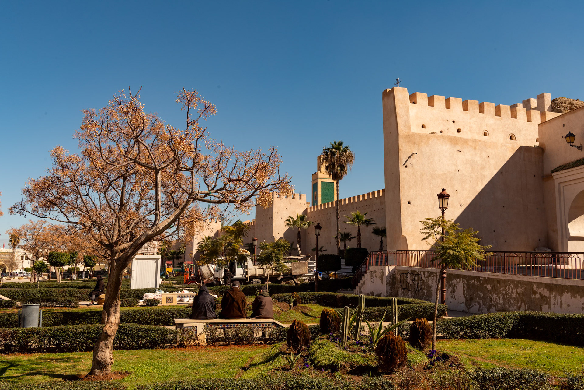 Meknes-Place Lalla Aouda/ Small park just outside medina with a view of part of outer wall [Marocco, 2025 02]