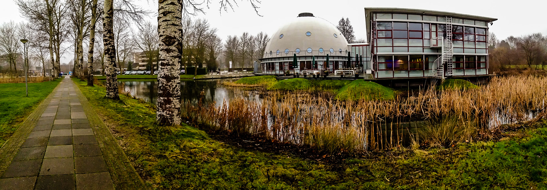 Planetarium Meeting Center in het Gaasperpark: congrescentrum in het gebouw van het vroegere planetarium, dat in 1988 naar Artis is verhuisd