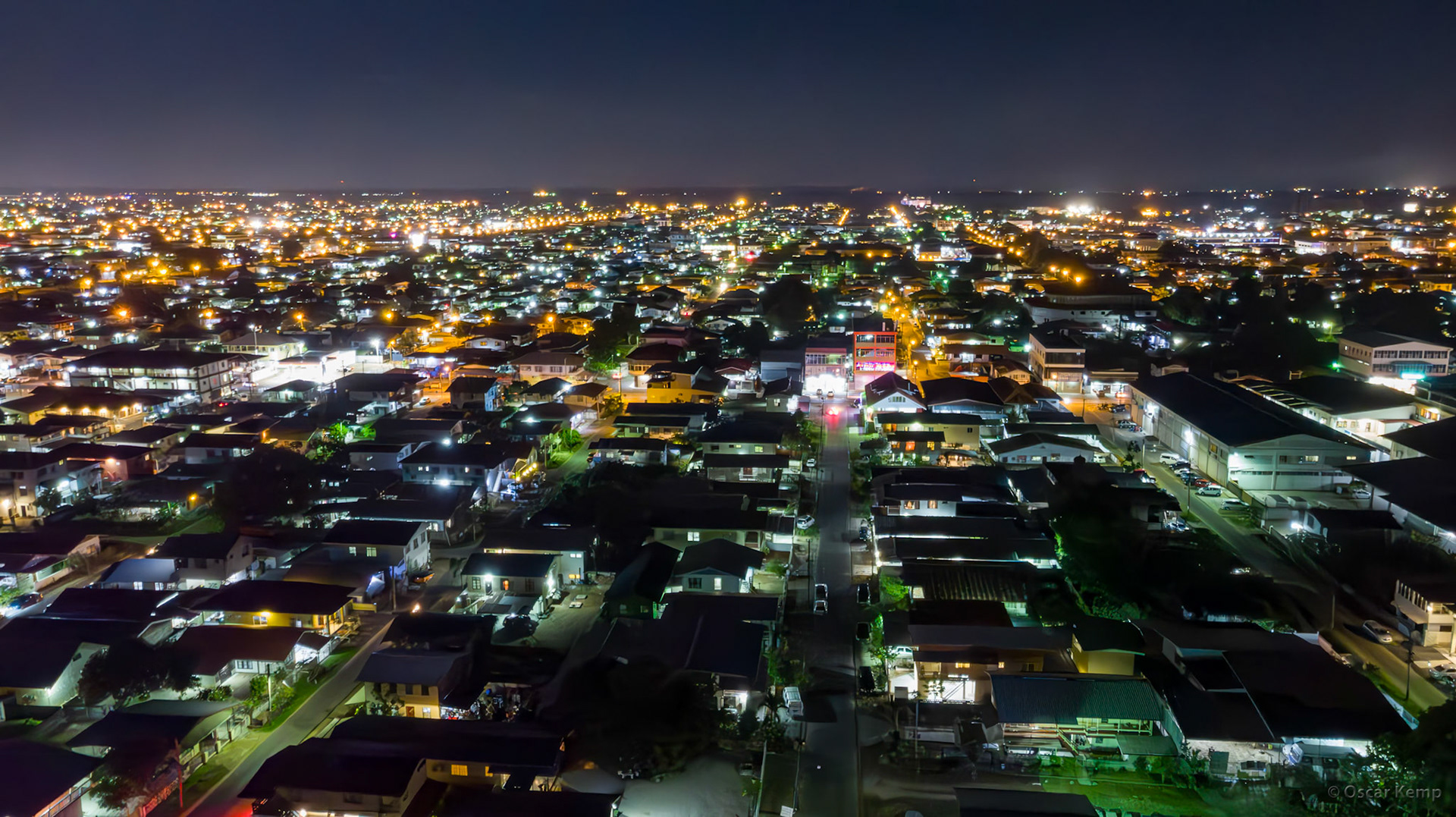 Tourtonnelaan / Drone night shot of the Ma Retraite neighborhood [Suriname, 2018 10]