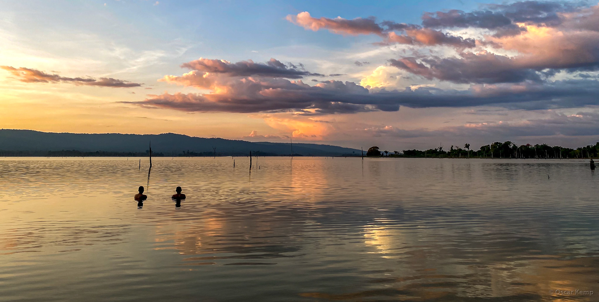 Friends Place island / Bathroom with a view [Suriname, 2022 10]