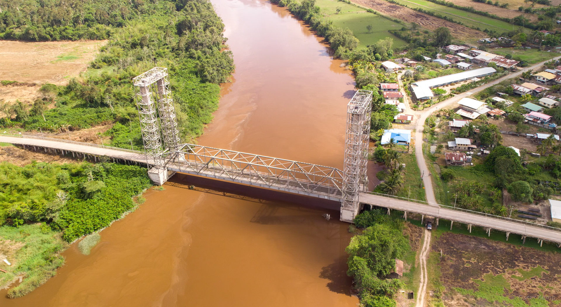 Oost-West Verbinding, Henarpolder / Henar bridge crossing Nickerie Rivier [Suriname/Nickerie, 2018 10]