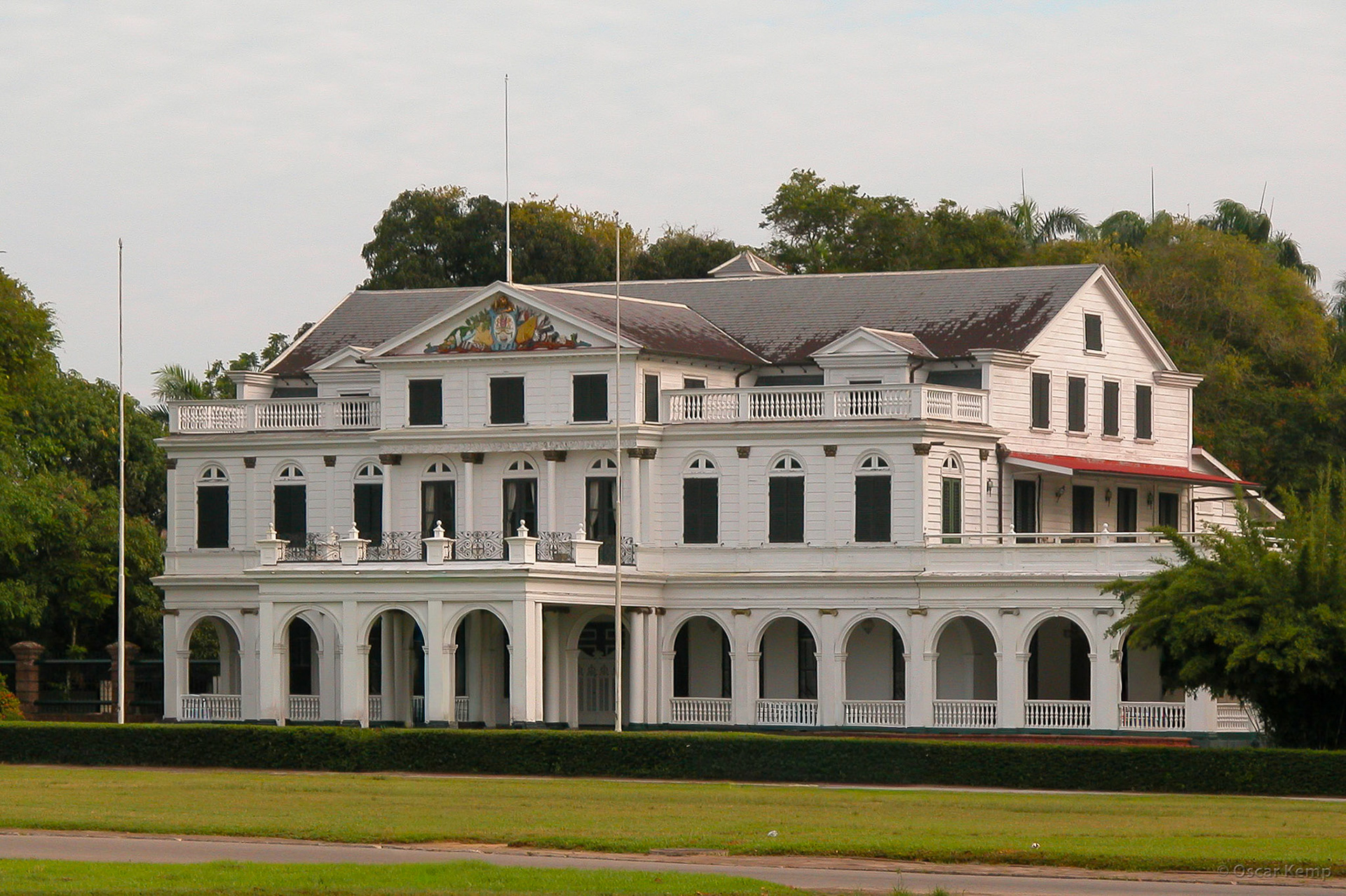 Onafhankelijkheidsplein (Independence Square) / Presidantial Palace [Suriname, 2004 09]