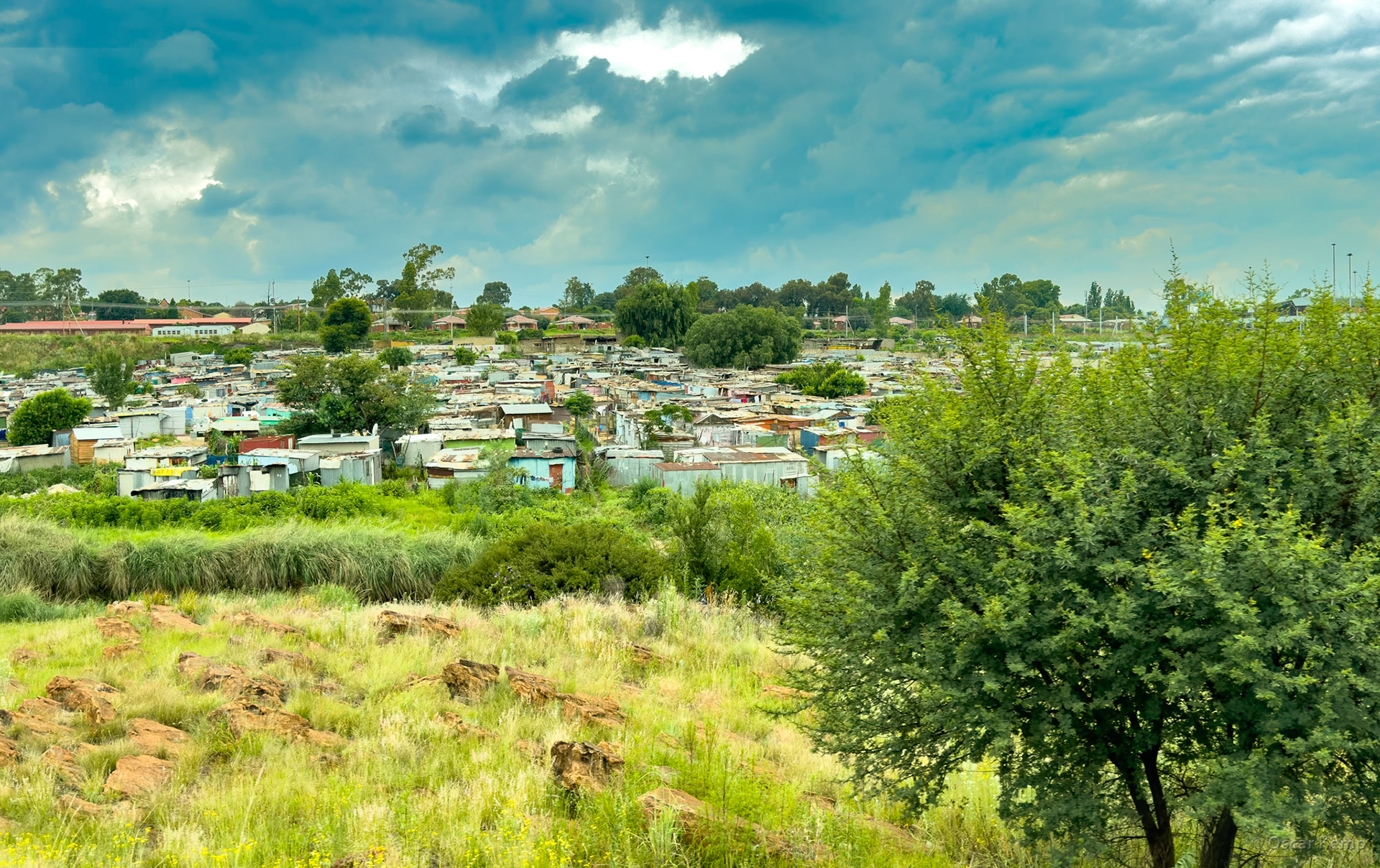 Johannesburg / A brief look at the Soweto  (South West Township) slum; signs of persistent socio-economic apartheid [South Africa, 2026 01]