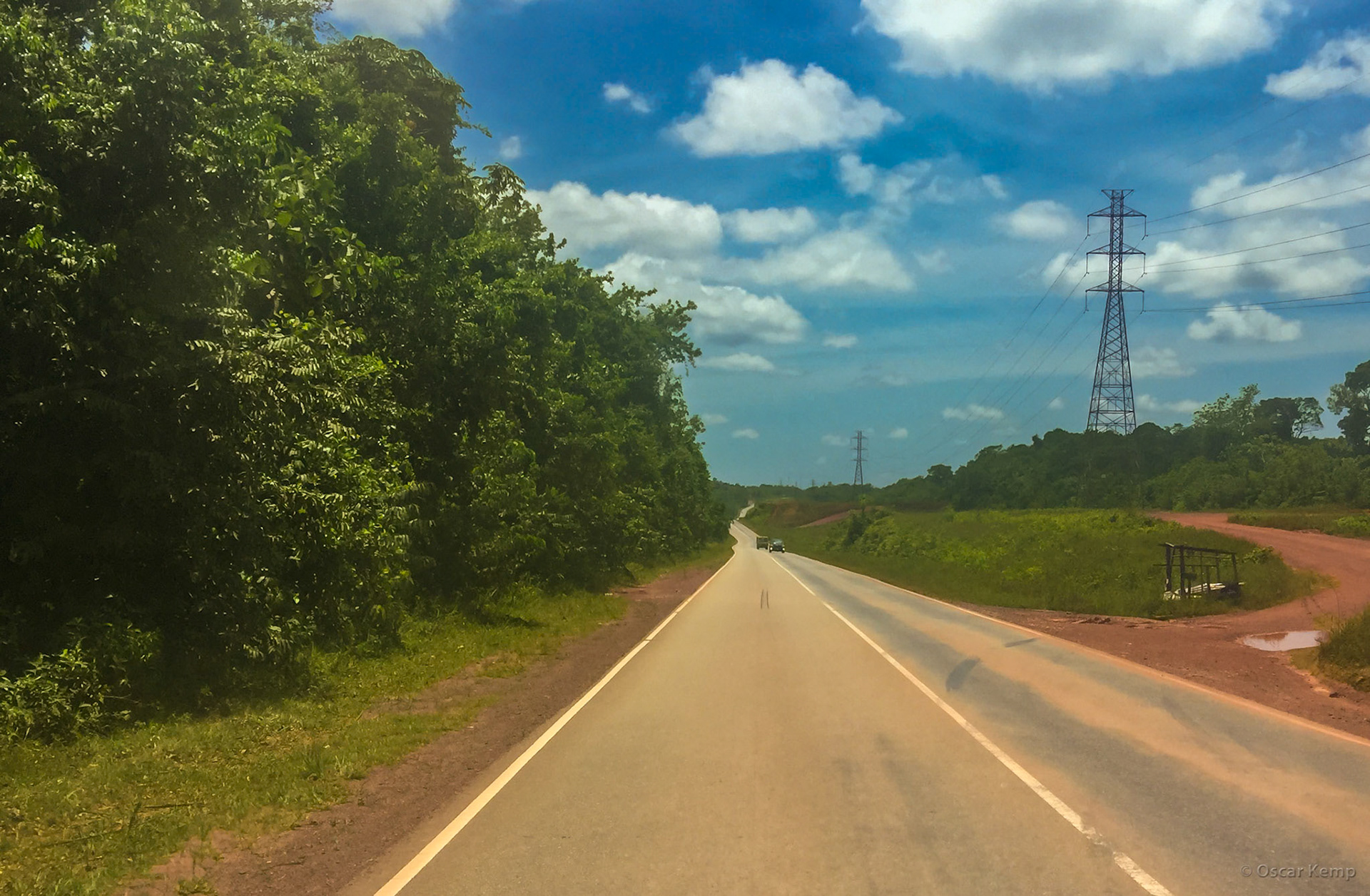 Afobaka weg / Well maintained road from Paranam to Afobaka [Suriname, 2018 10]
