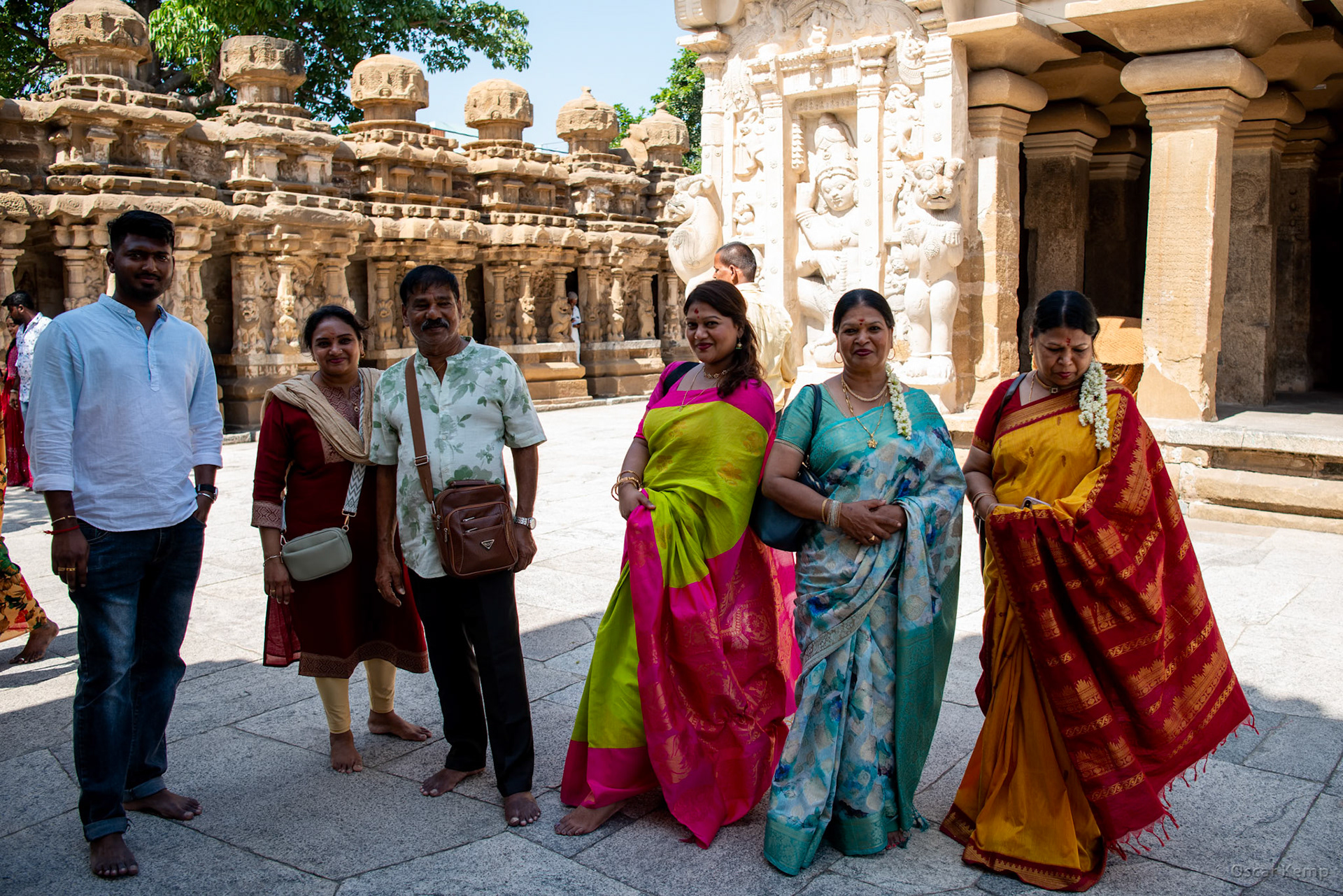 Kanchipuram / Colorful local visitors at Kailasanathar Temple [India 2024 09]