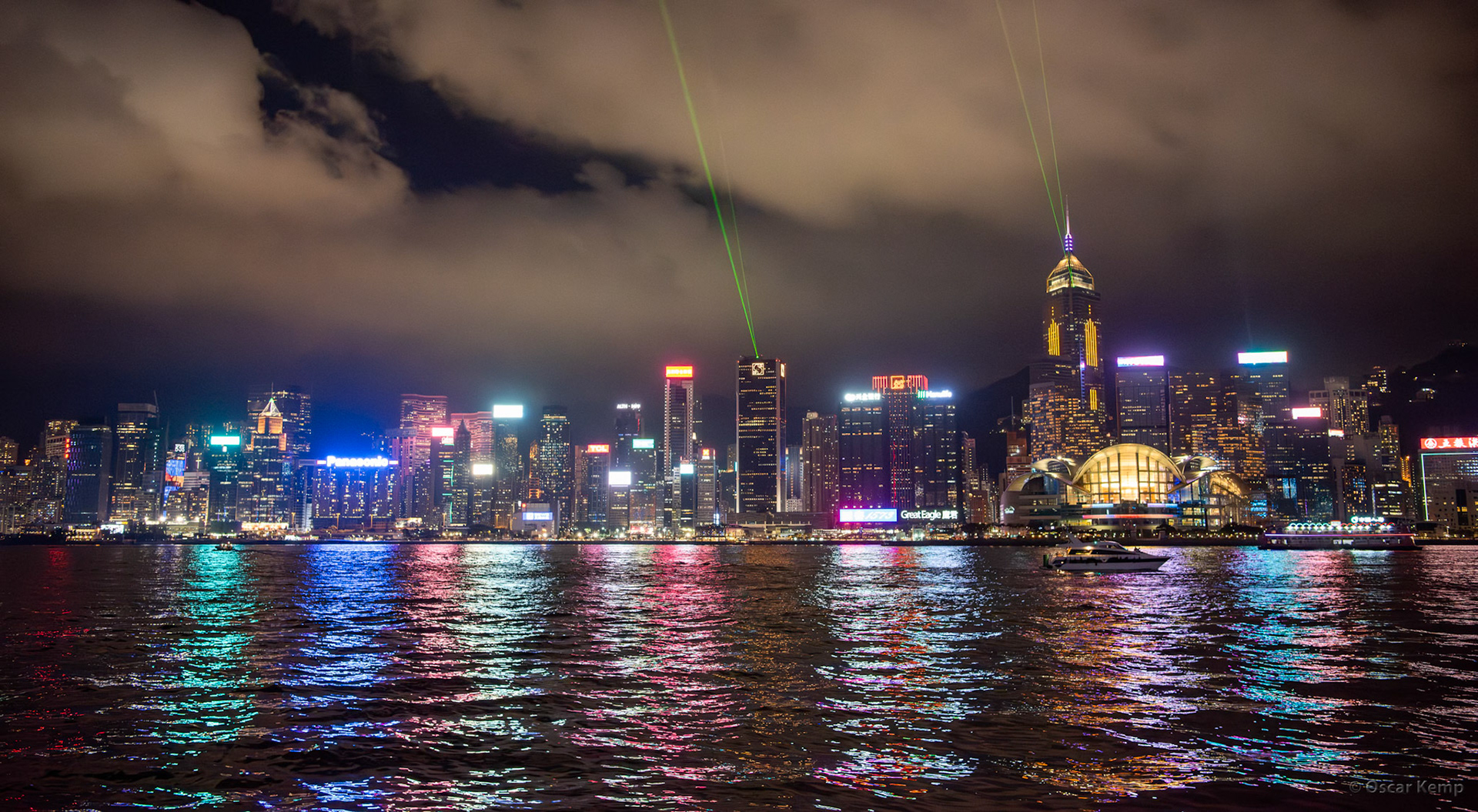Ave of Stars / Light show in the skyline of Hong Kong Island [China, 2025 05]
