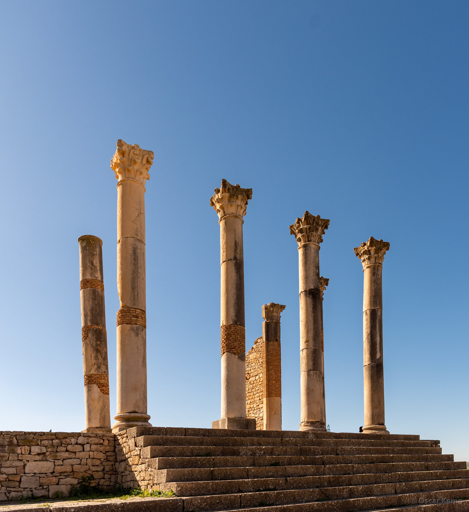 Oualili-Volubilis  / 13 steps leading to Corinthian-columned Capitoline Temple [Marocco, 2025 02]