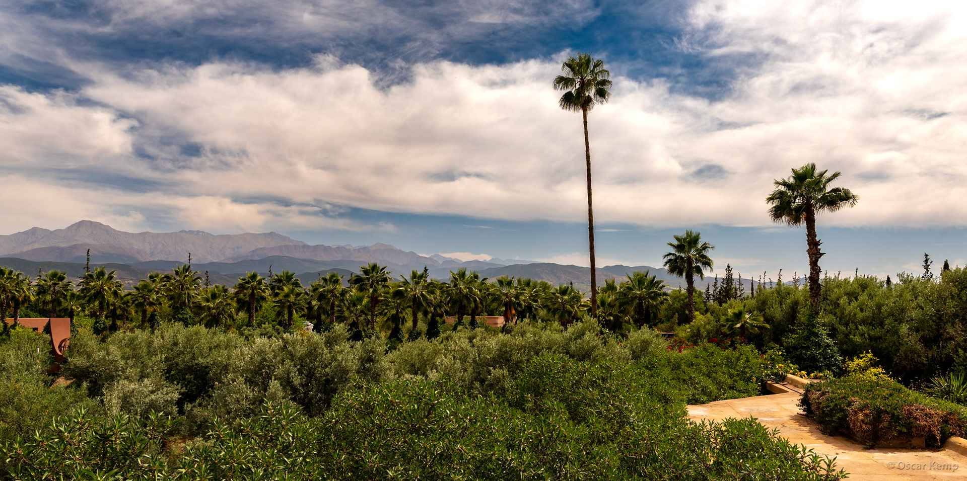 Anima (Andre Heller Garden)-Ait Tiguerte / Panorama with a clear view of the Atlas Mountains [Marocco, 2024 04]