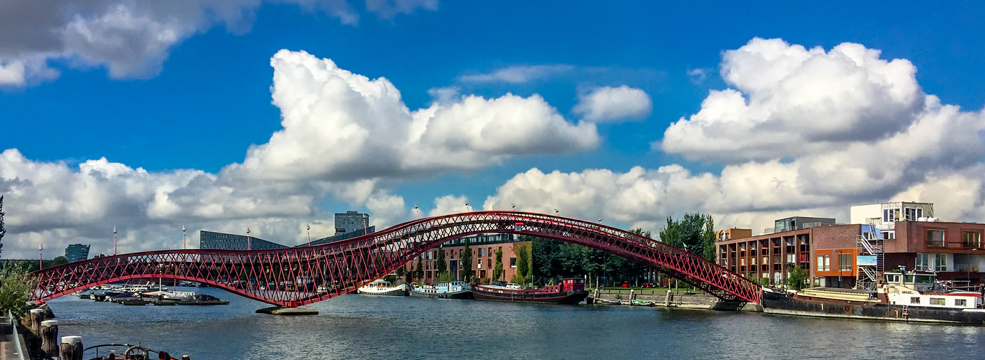 Pythonbrug tussen Stuurman  -en Panamakade, Zeeburg