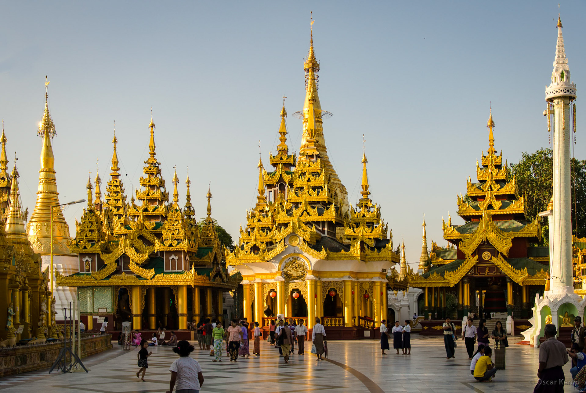 Shwedagon Pagoda / Gautama Buddhist Temple [Myanmar, 2012 01]