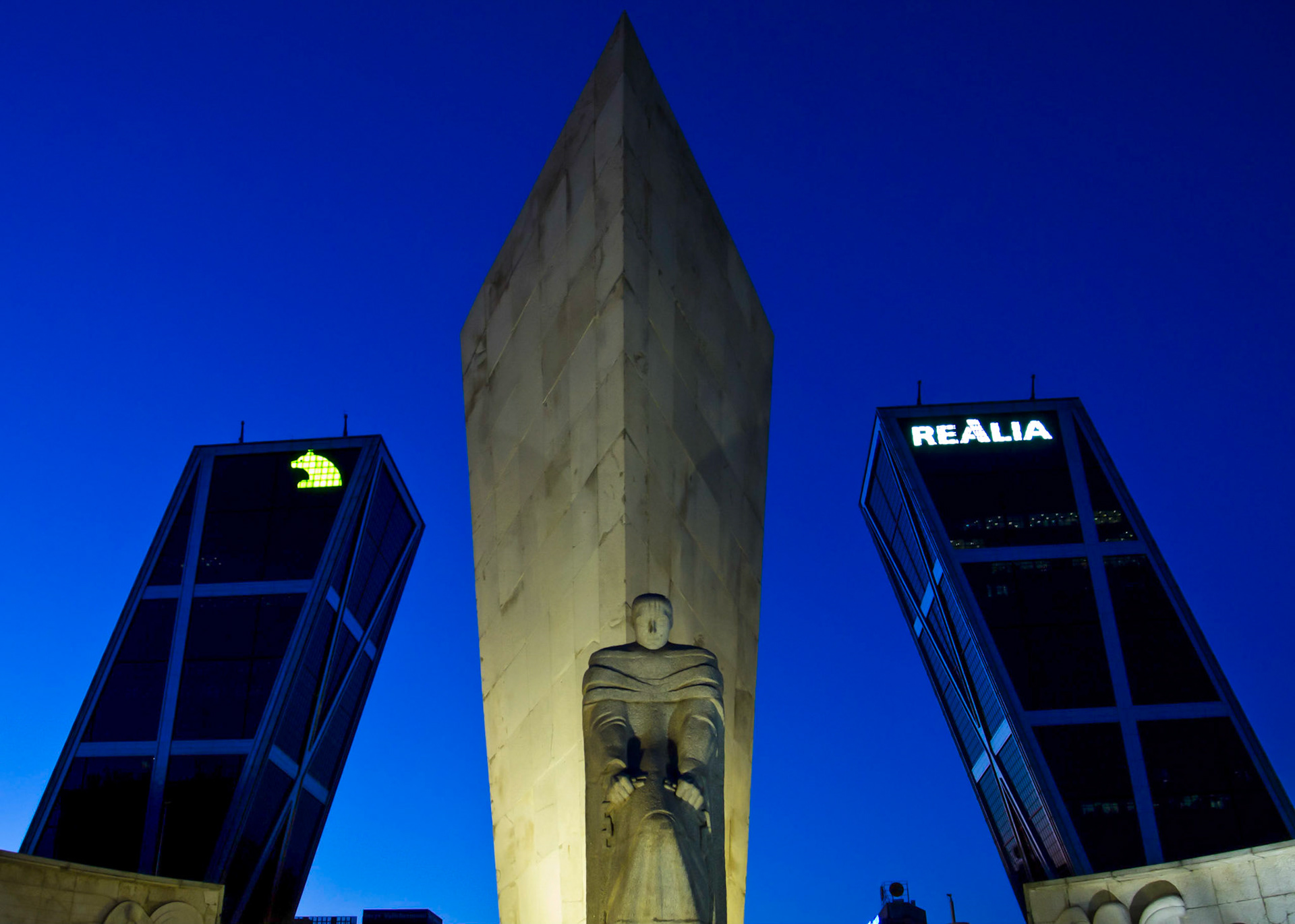 Plaza de Castilla, Madrid, 2011