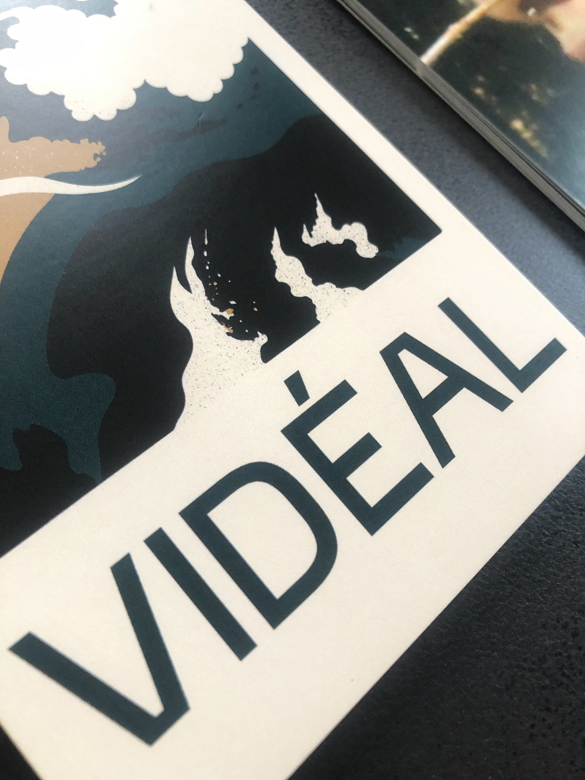 3 € - two-sided postcard - for those like me who are absolute fans of the postcards you can buy at the end of an exhibition in a museum! two-sided to accommodate your needs for both abstraction and reality... laser printed!