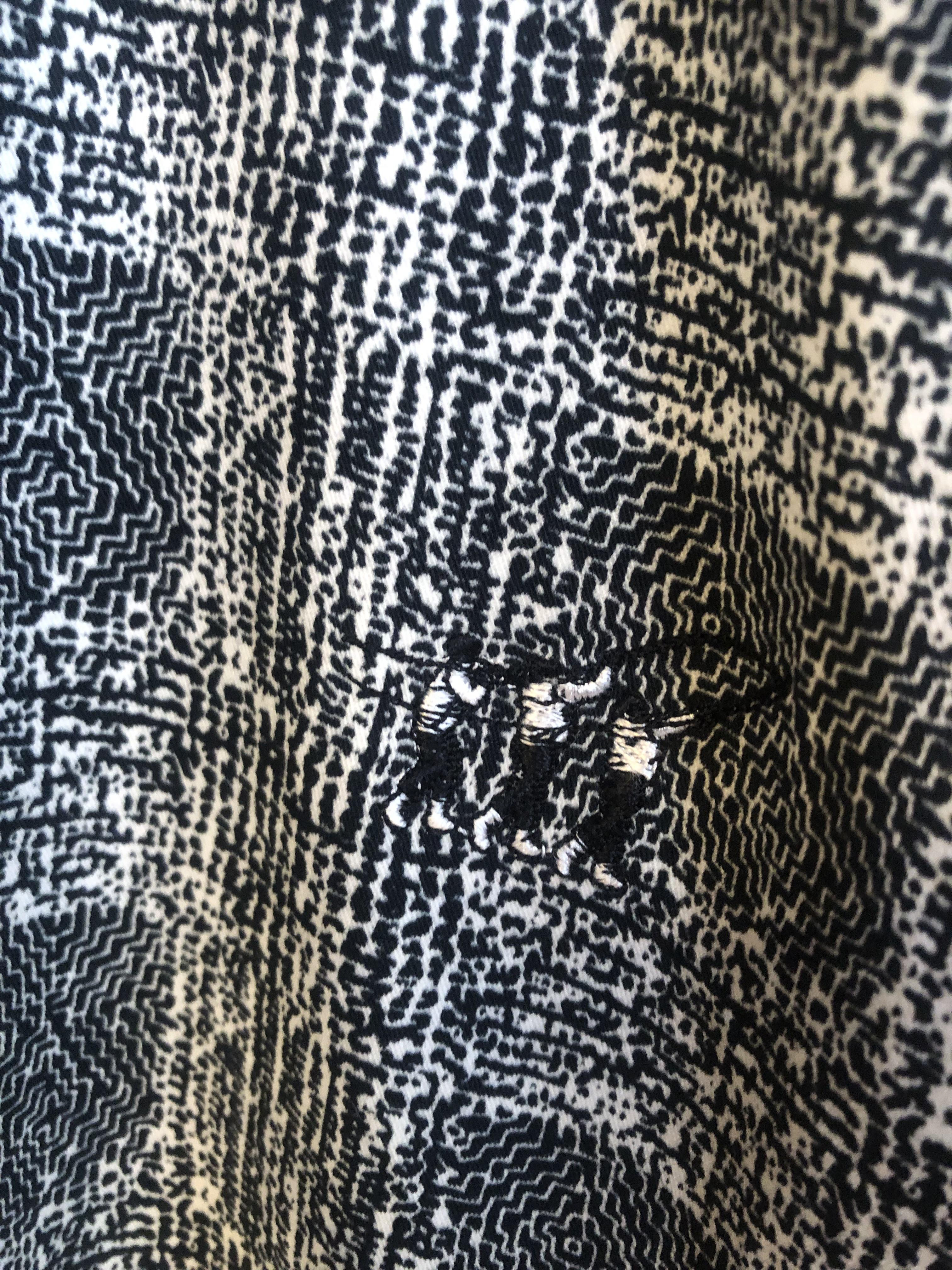 25 € - ultrasoft bomber - black/white, mega comfy mega spring/autumn/summer in alaska. brand: Danpol (korean brand) size: XL men blessed with crazy sexy screenprinting.