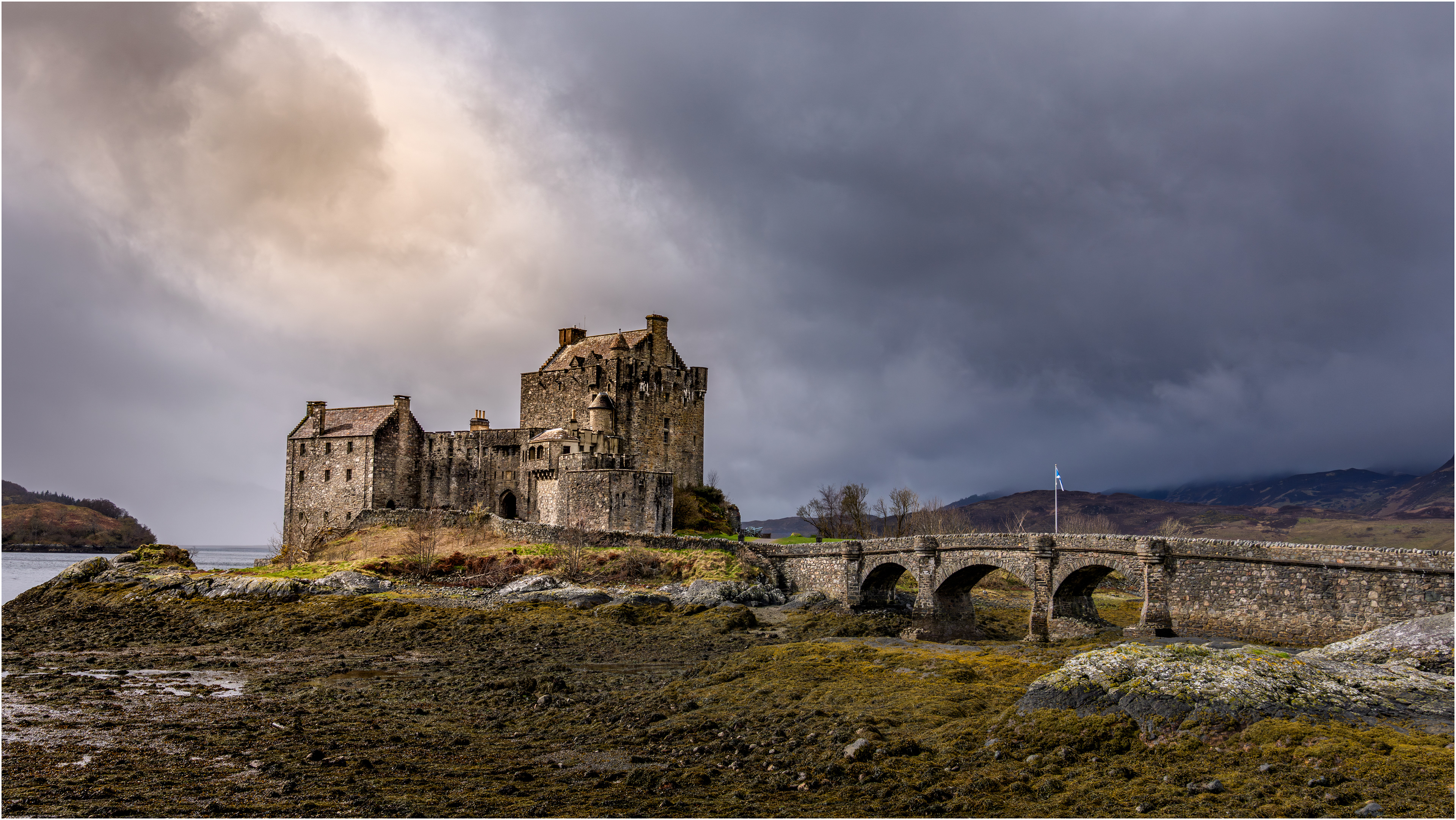 Eilean Donan Castle Kyle of Lochalsh: Scotland