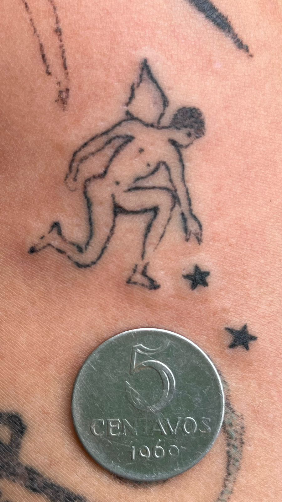tatuagem handpoke