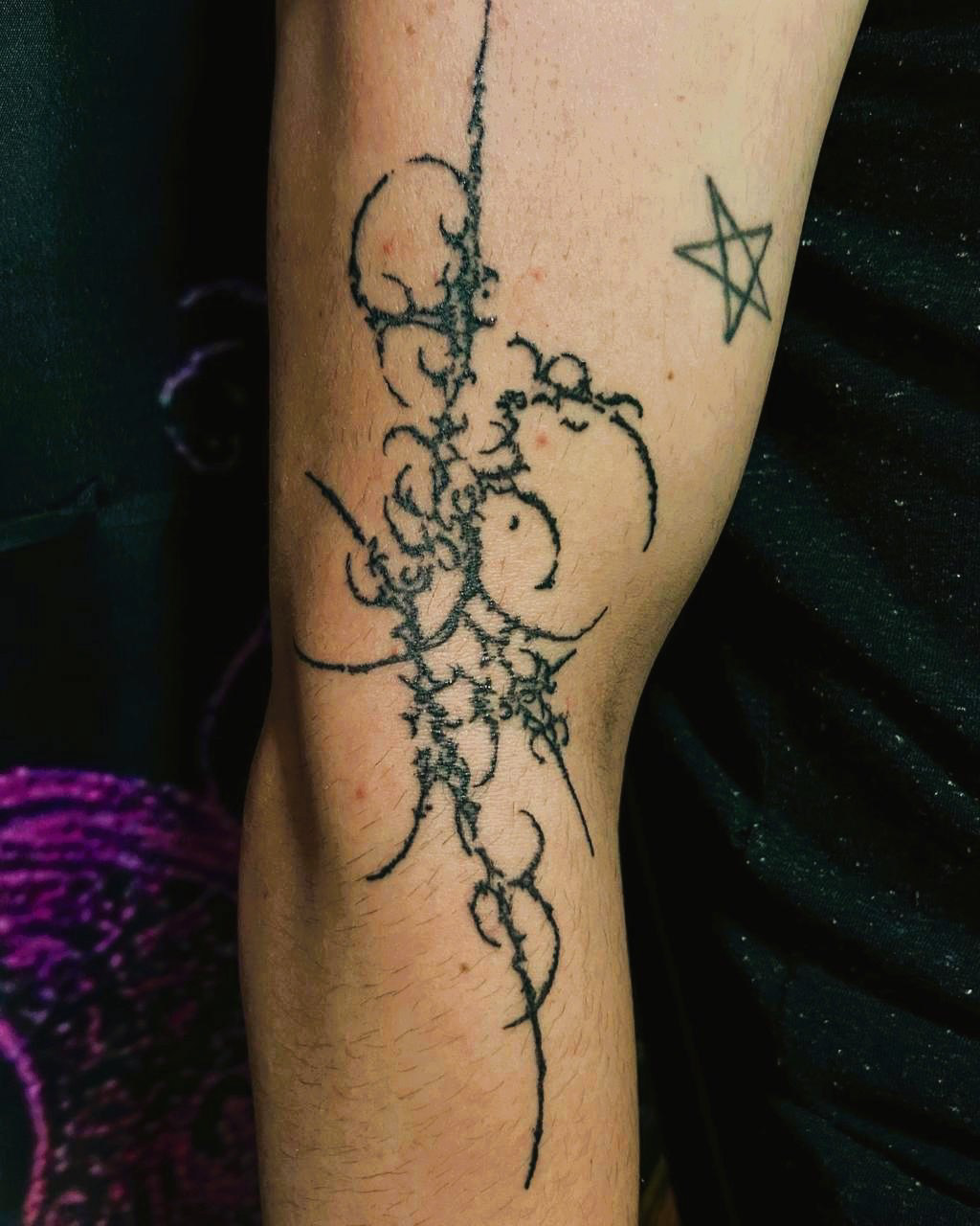 tatuagem híbrida cicatrizada