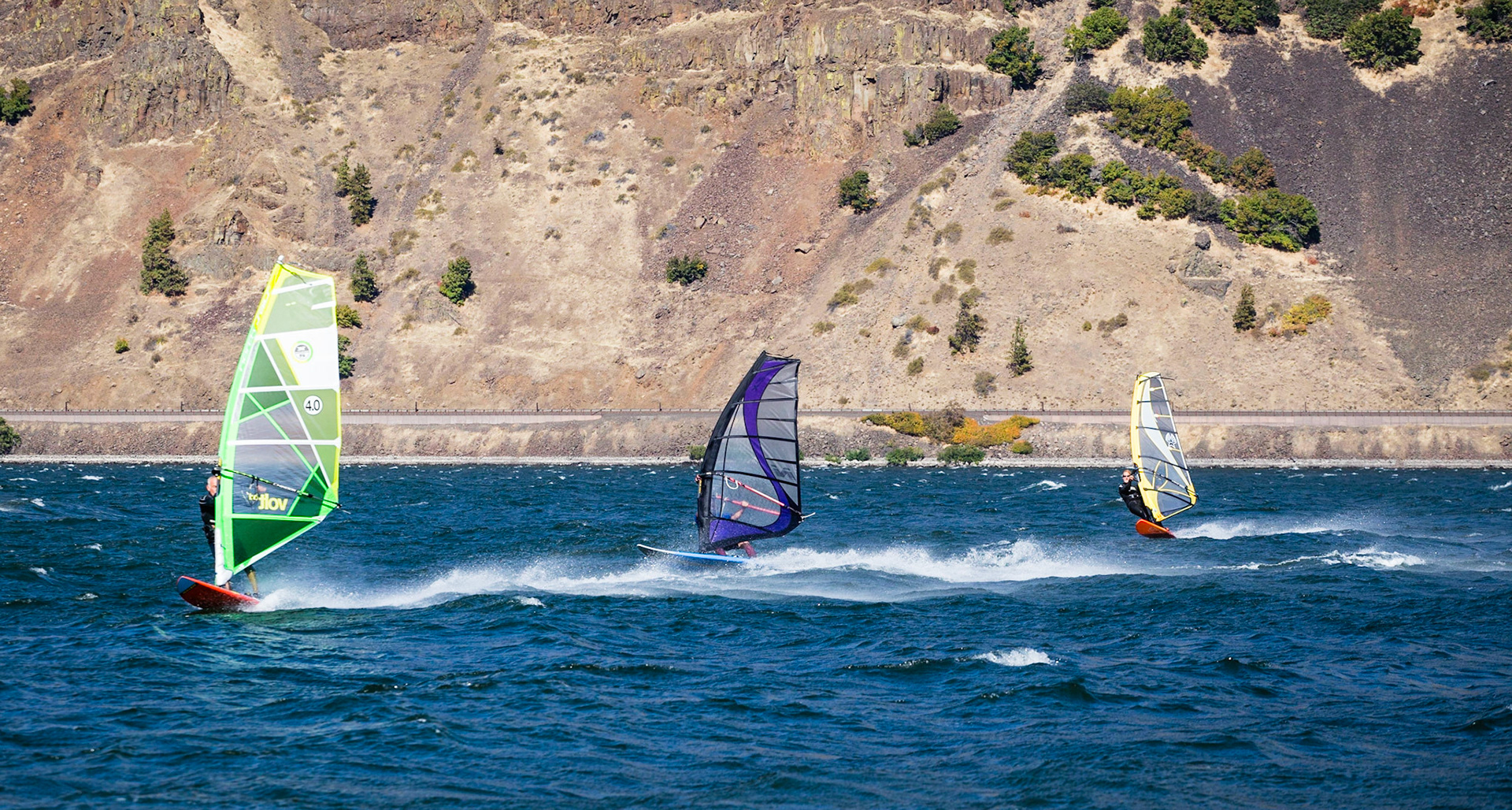 Three amigos blasting along at Rowena this last summer. Always one of the greatest feeling being out on the water with your buddies!