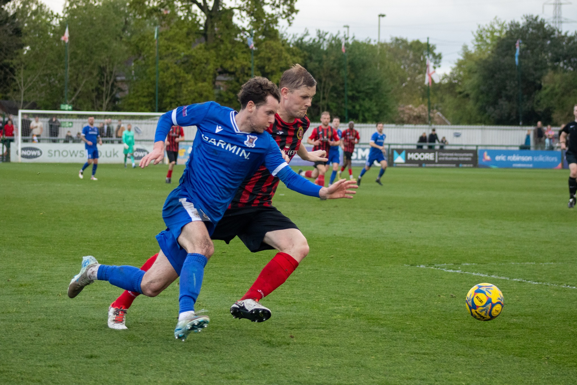Benjamin Seymour beats his defender.