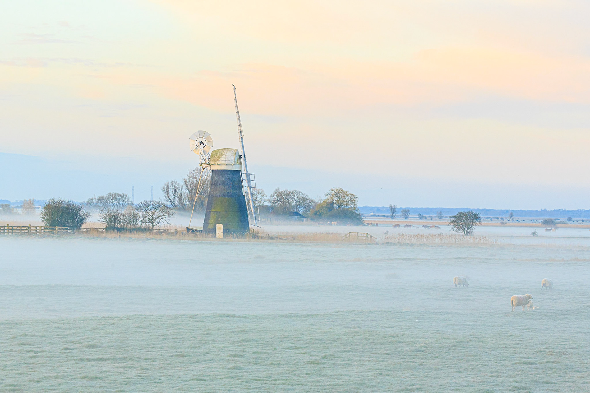 Sunrise and mist over Mutton's Mill (Apr-18)