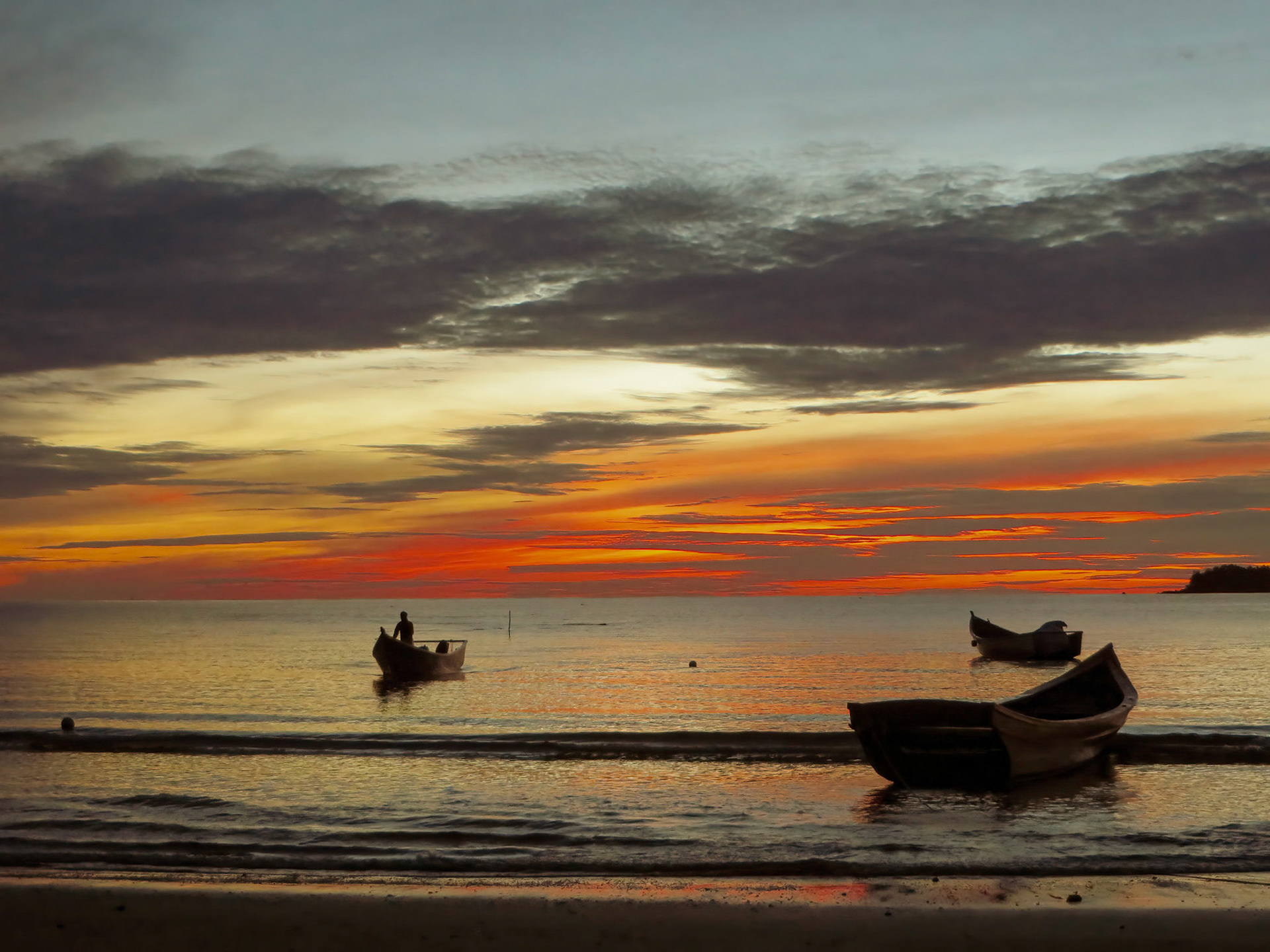Sunset over the South China Sea, Telok Sarabang (Oct-16)