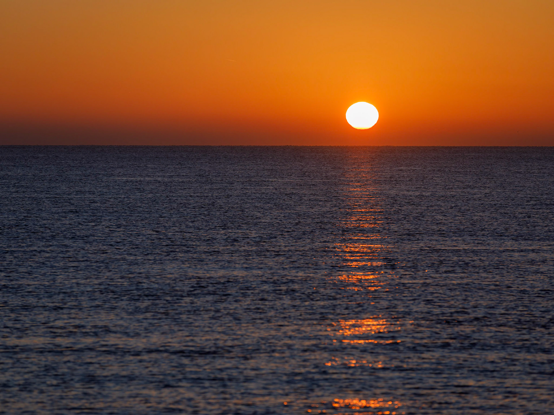 Sunrise over the North Sea at Great Yarmouth (Nov 21)