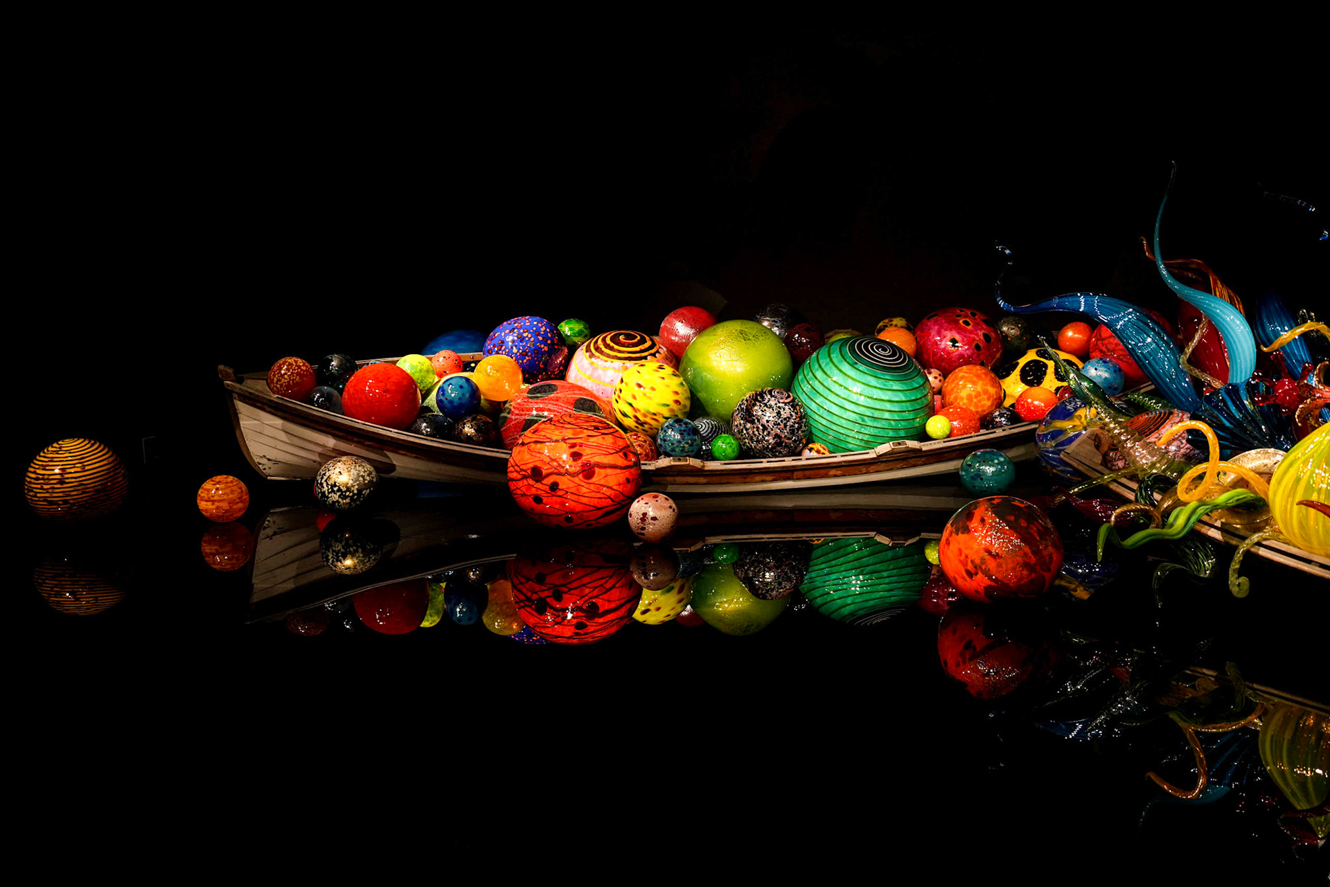 Chihuly Garden and Glass - Seattle