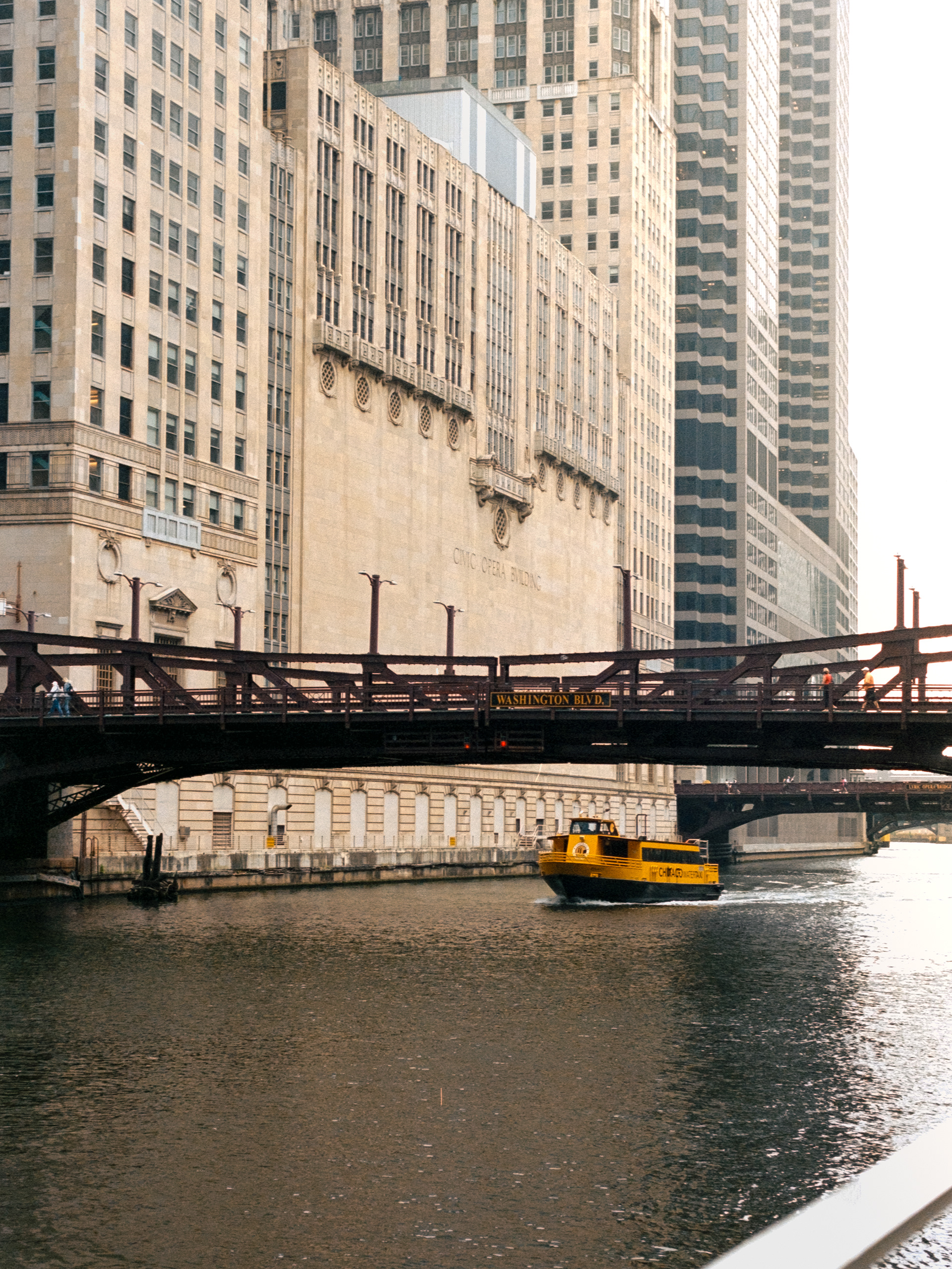 Nikon AF600 - Kodak Gold 200