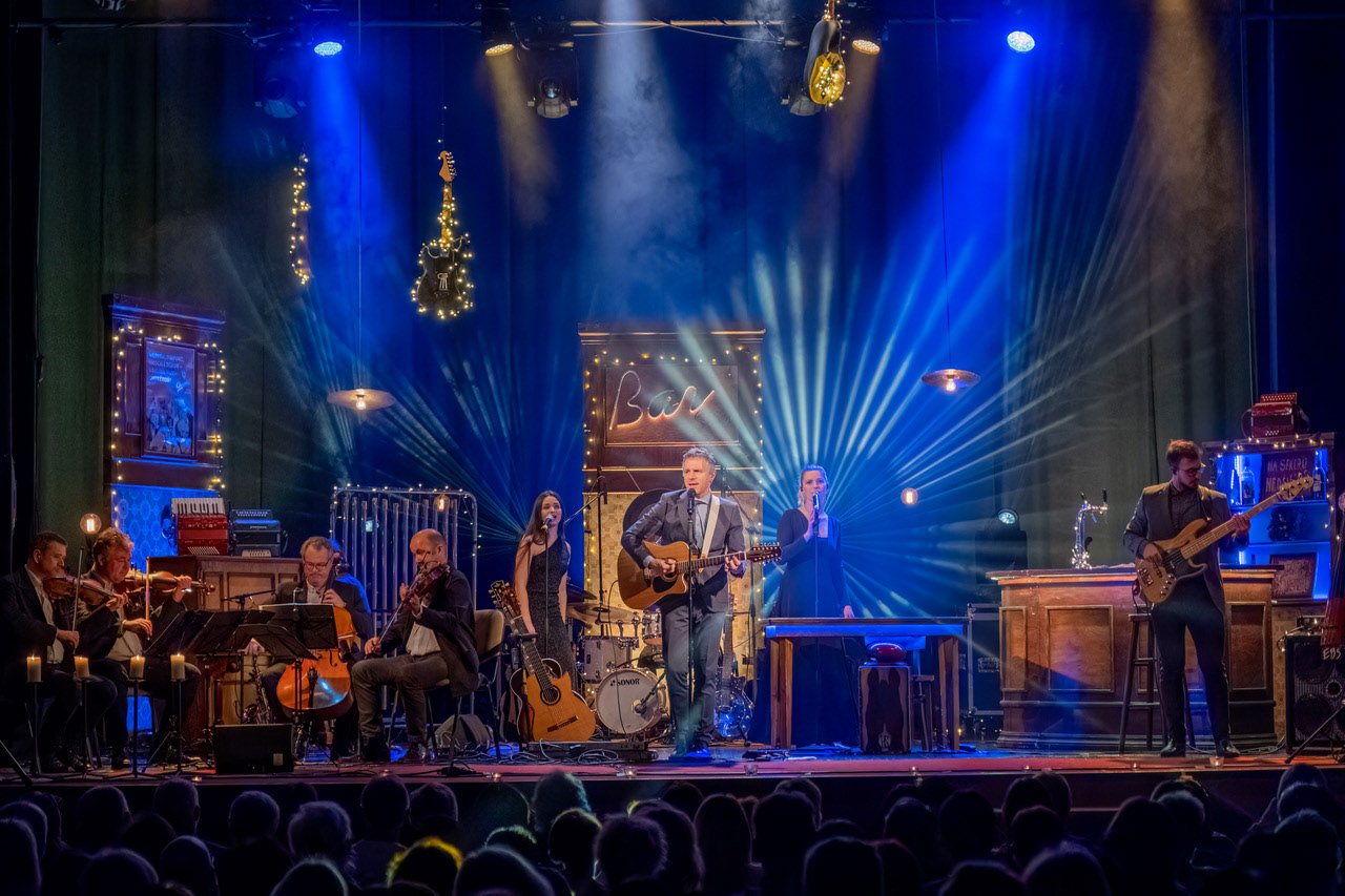 Vánoční turné, 2021