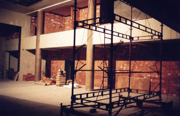 Výstavba divadla Kalich, 1999