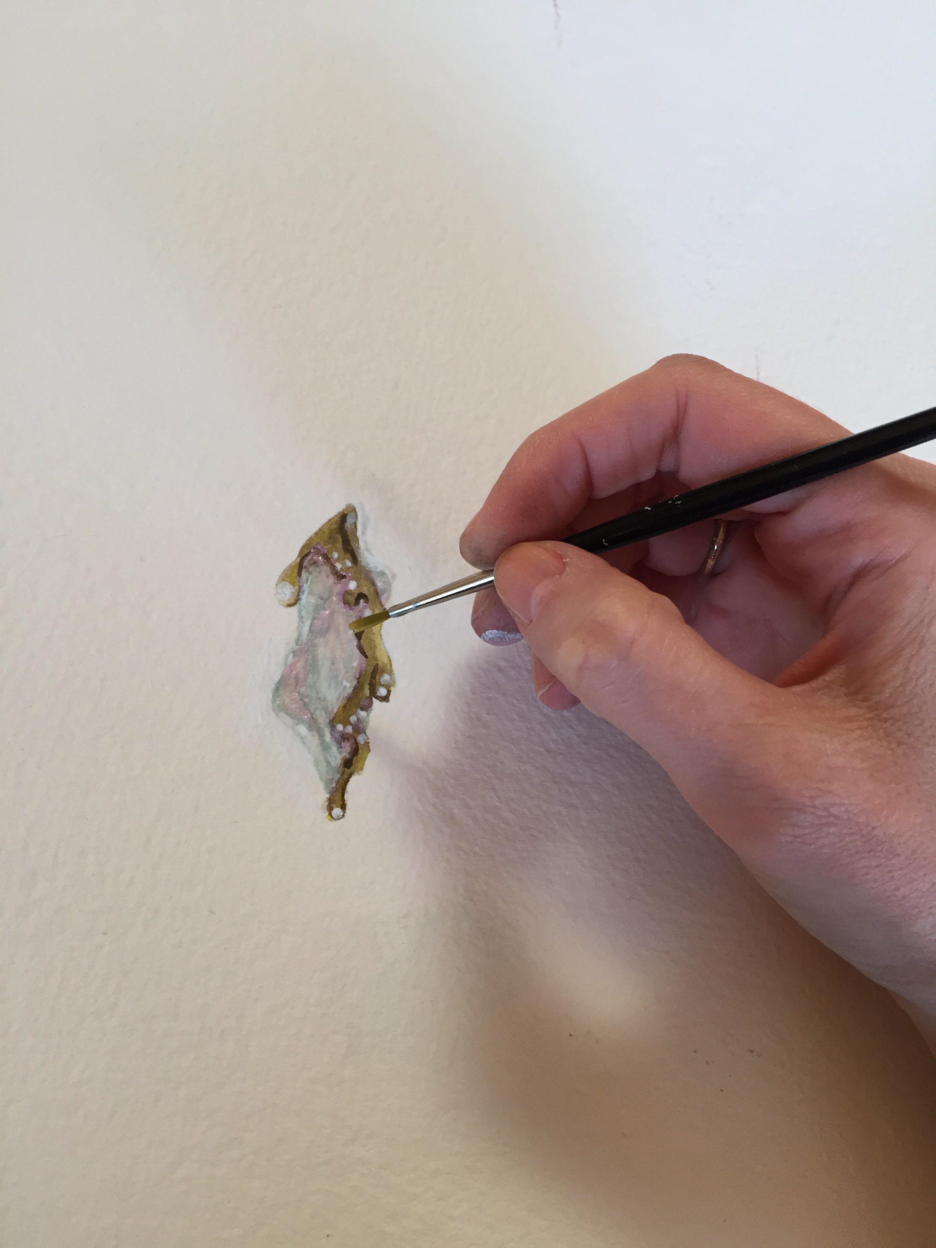  I enjoy making illistrations using different mediums. 