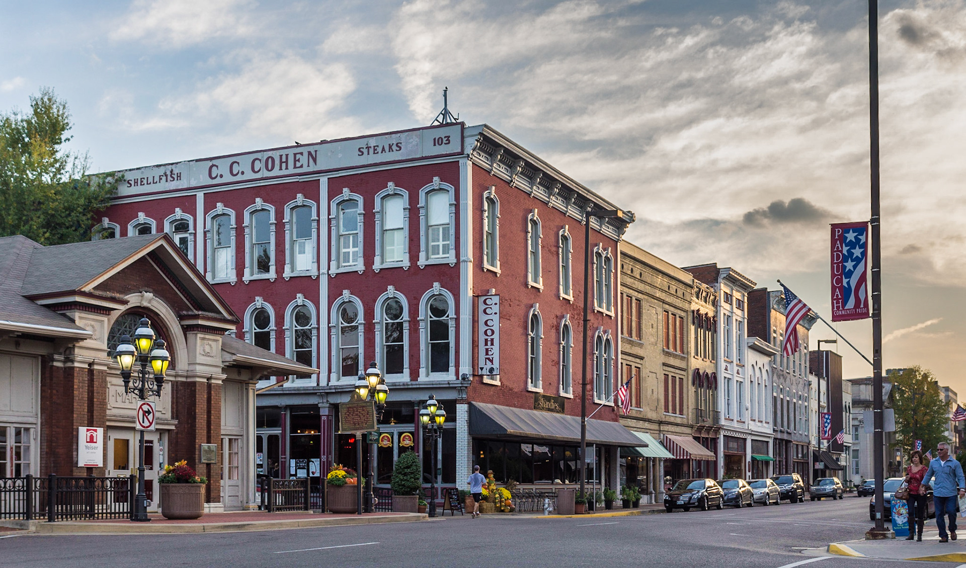 Second and Broadway at Sunset | Paducah, KY