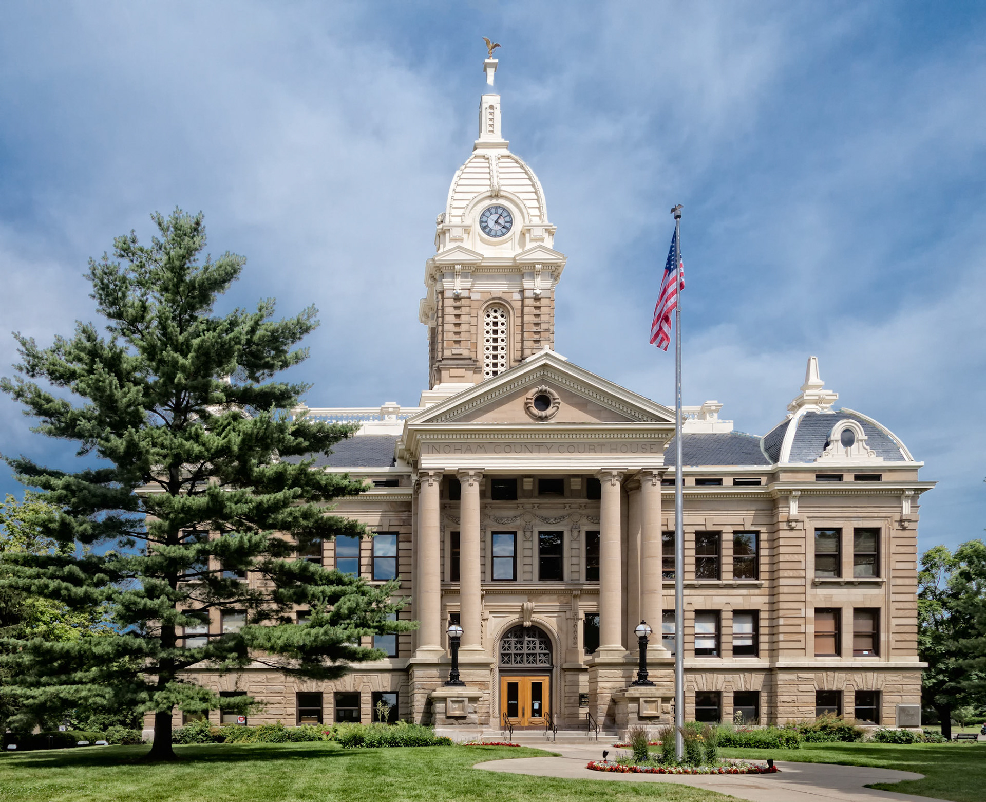 Ingham County Courthouse | Mason, MI