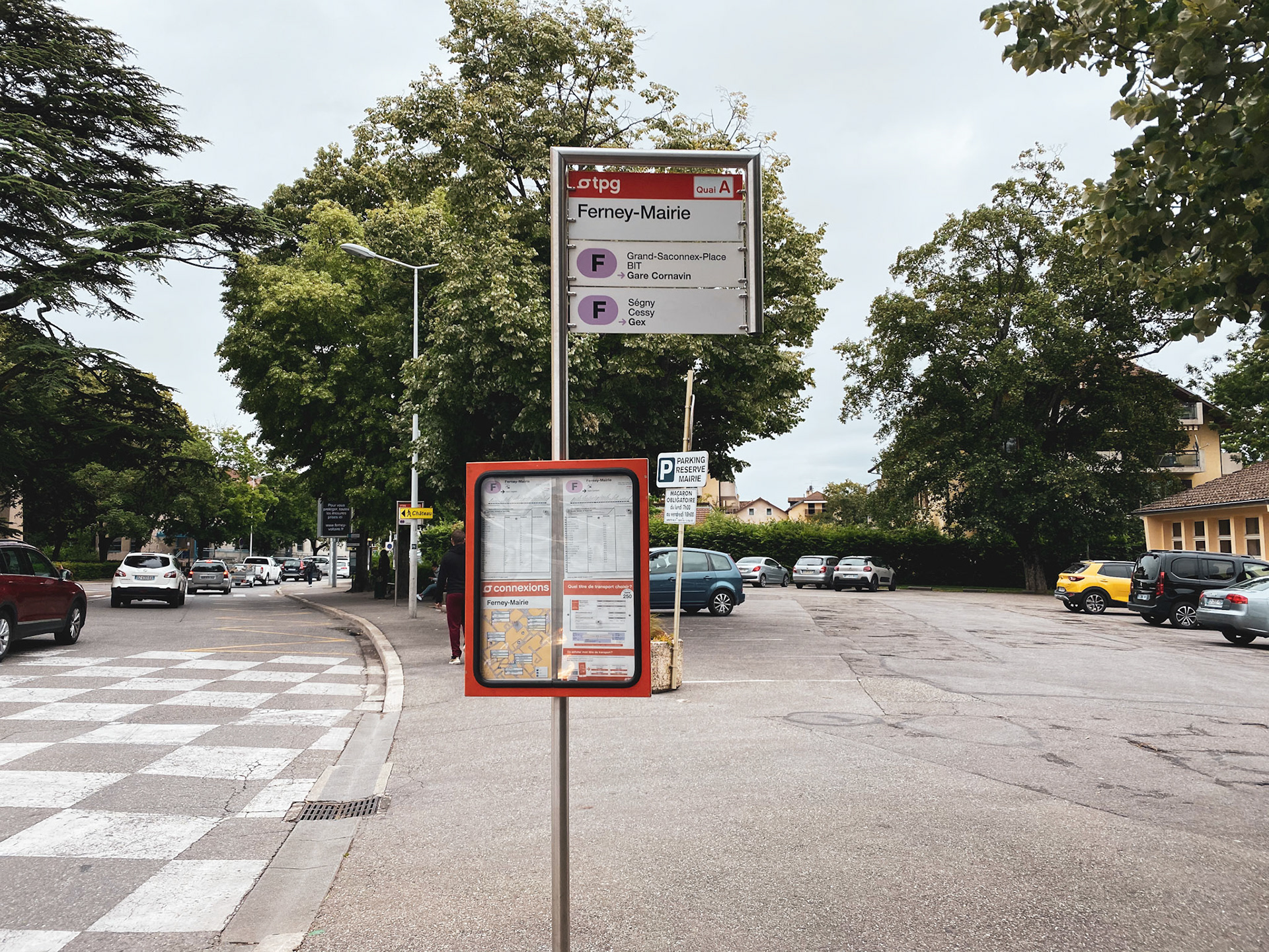 Ferney-Mairie Bus Stop