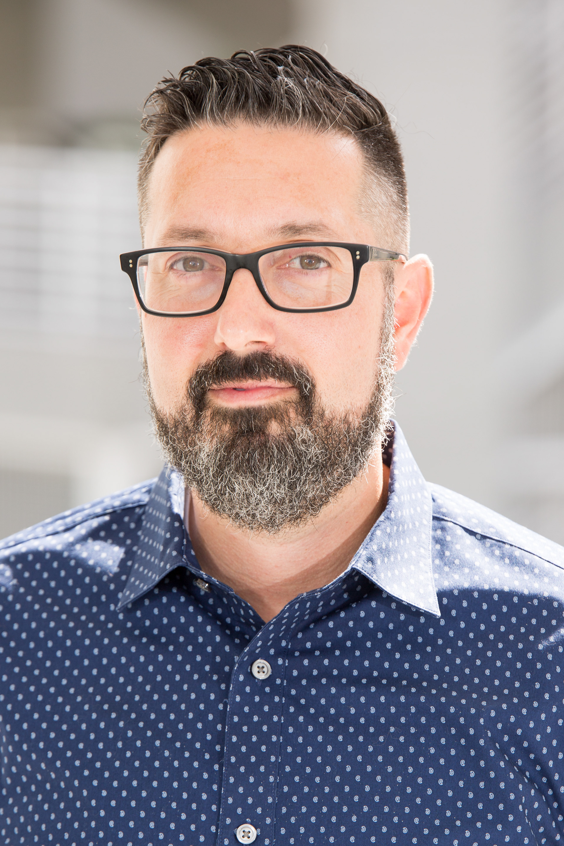 ALEX HERNANDEZ, CO-EDITOR