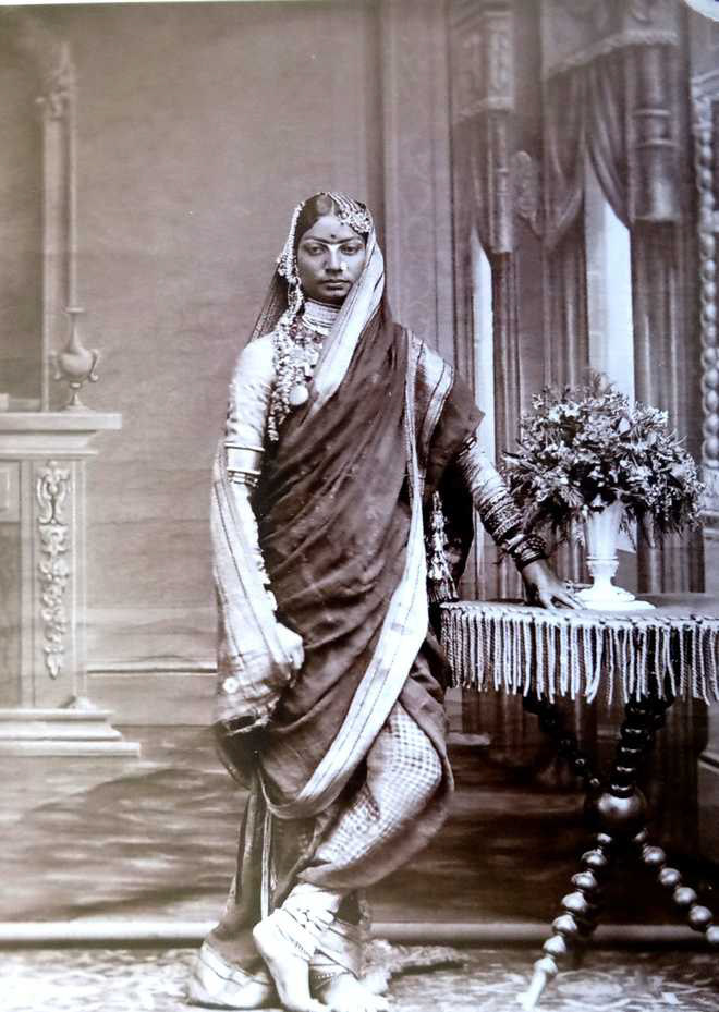 https://swayamkatha.wordpress.com/2021/07/16/a-potrait-of-ram-singh-maharaja-jaipur/
