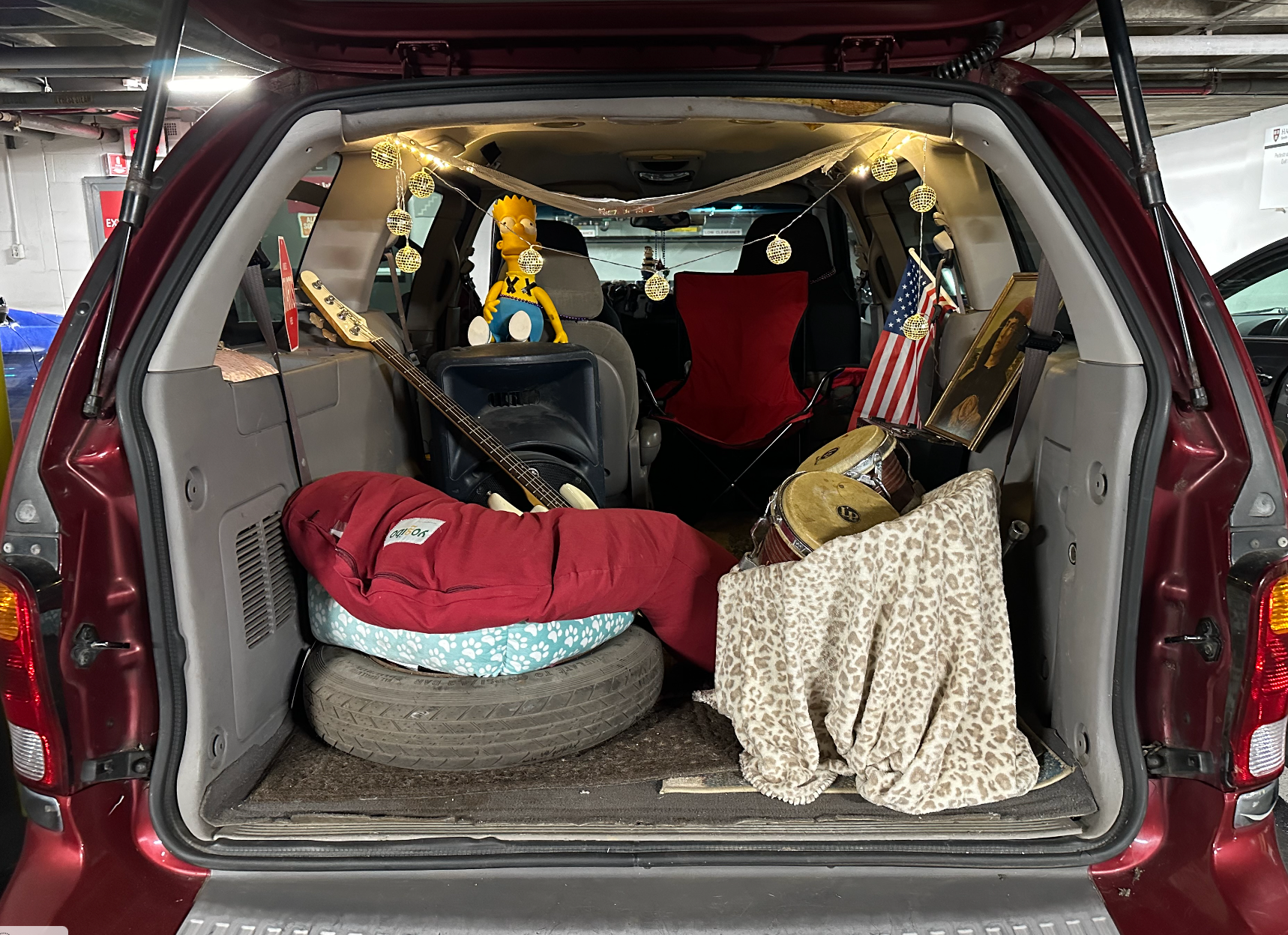 Set Design, a bands car - American Wanker (2025) 
